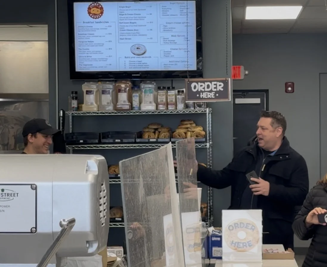 jimmy-bagels-ribbon-cutting-la-grange-park-2025-03.jpg