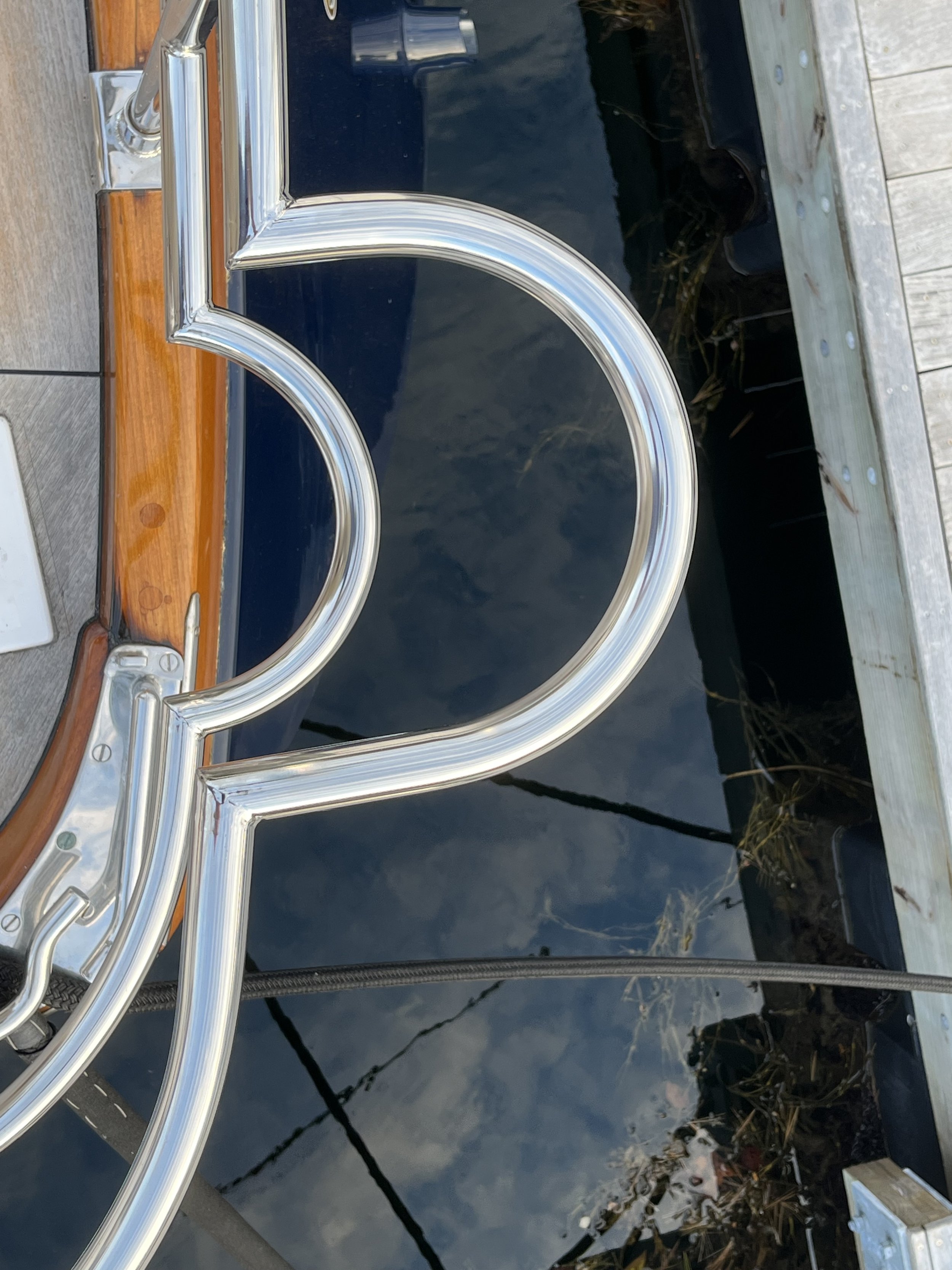 Stern Rail Bump-Outs - LH 63