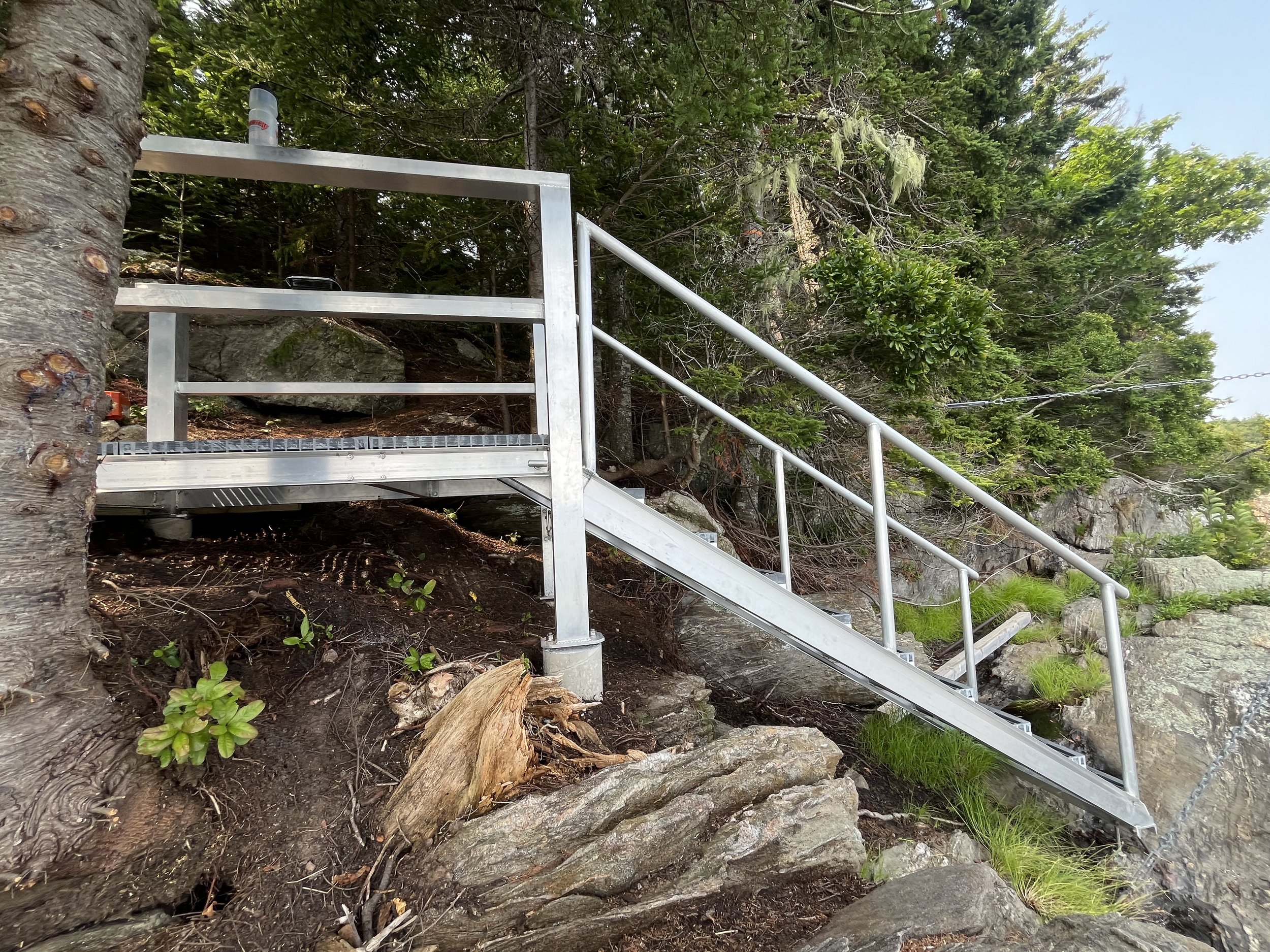 Landing and Retractable Stairs