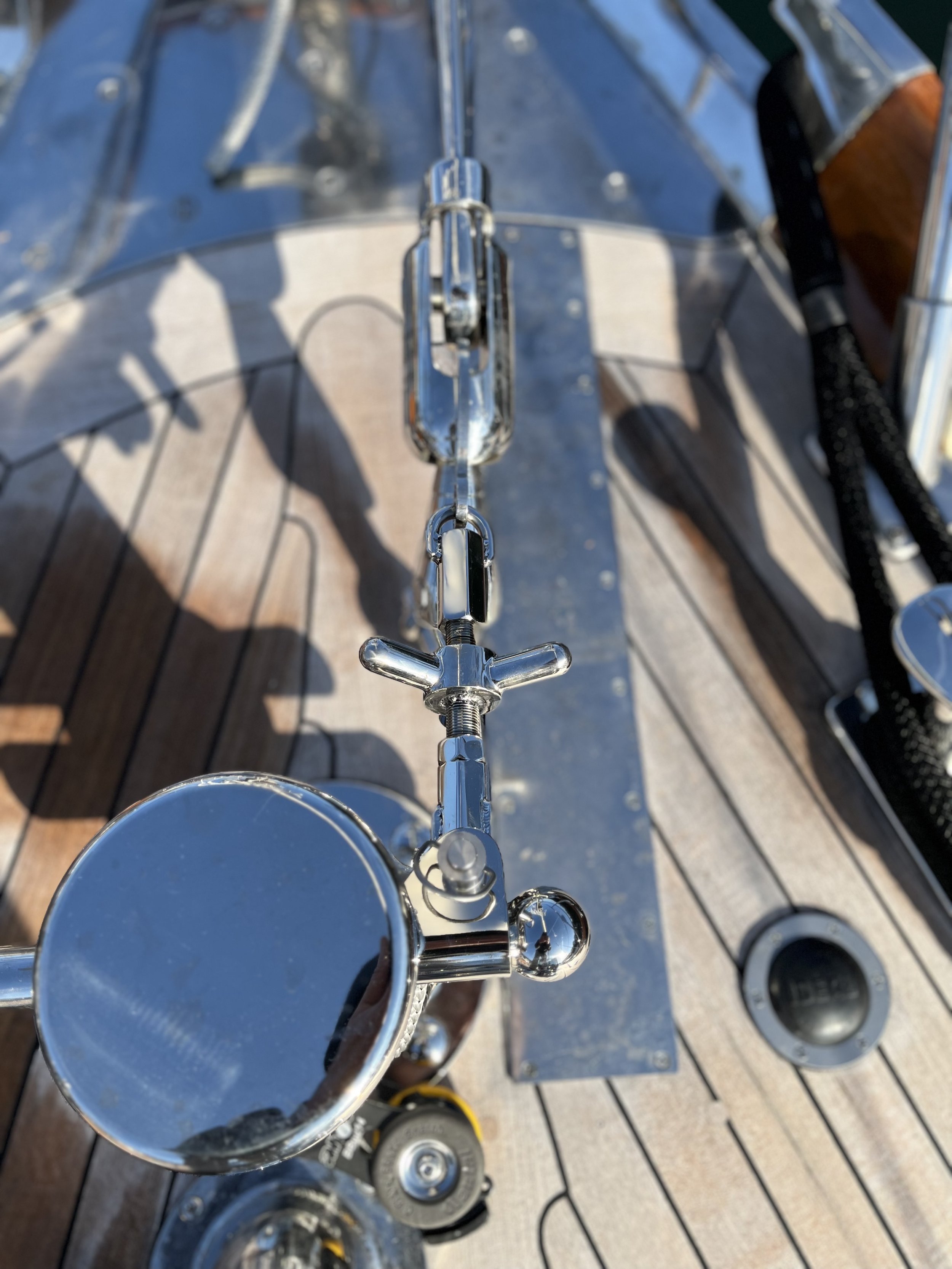 Anchor Tensioner