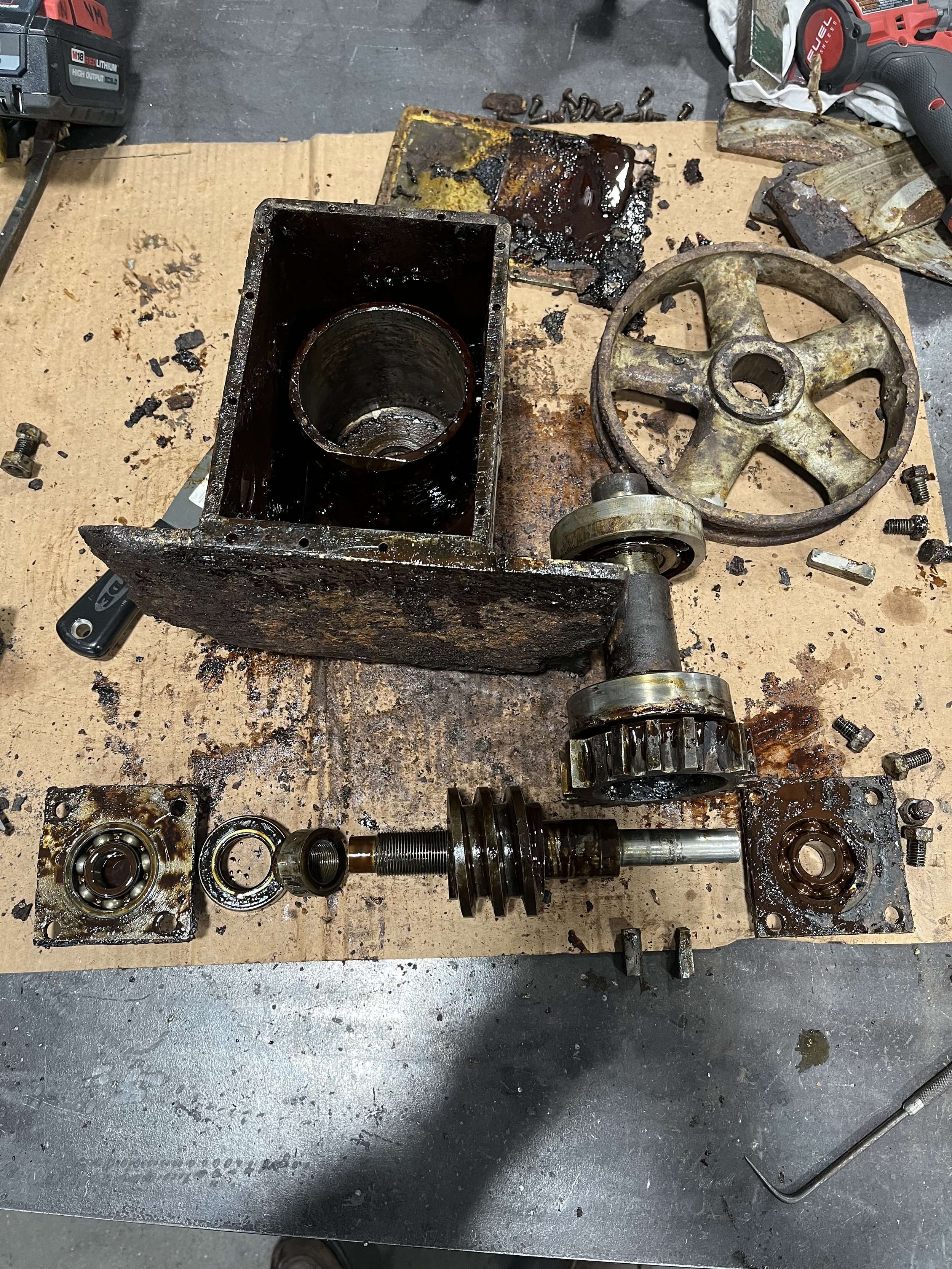 1946 Alden Center Board Gearbox