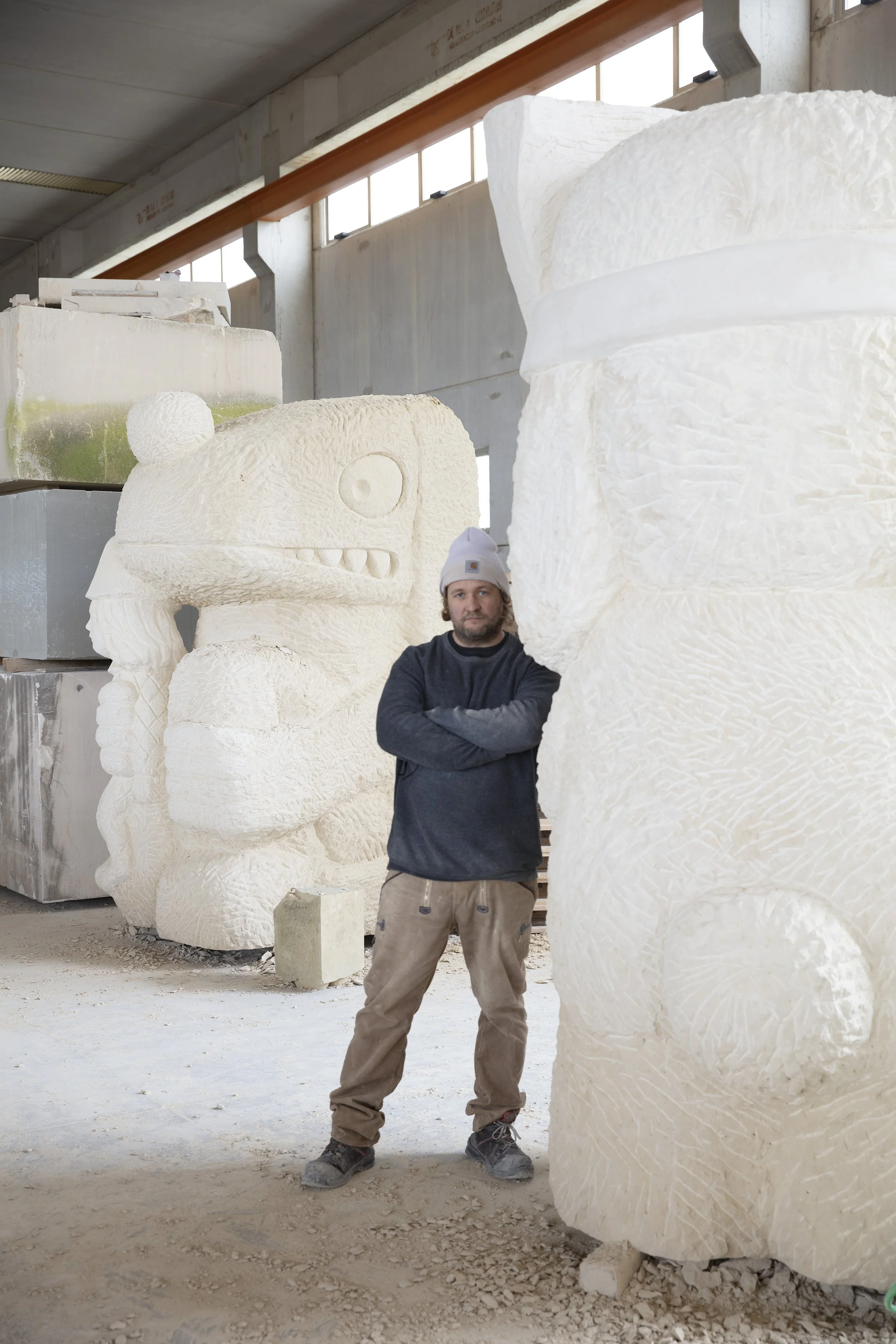 Carving Time: Between Medieval Shadows and Contemporary Irony with Stefan Rinck