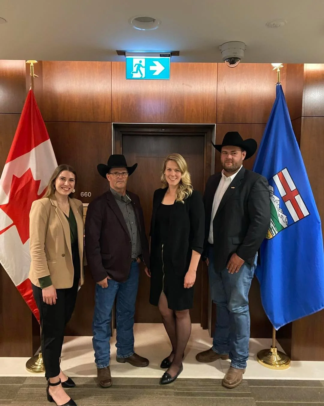 Great to meet with the Canadian Cattle Association to discuss the key challenges facing Canada&rsquo;s cattle industry and explore ways to support its future.

Lethbridge is home to many cattle producers, playing a vital role in our community by gene
