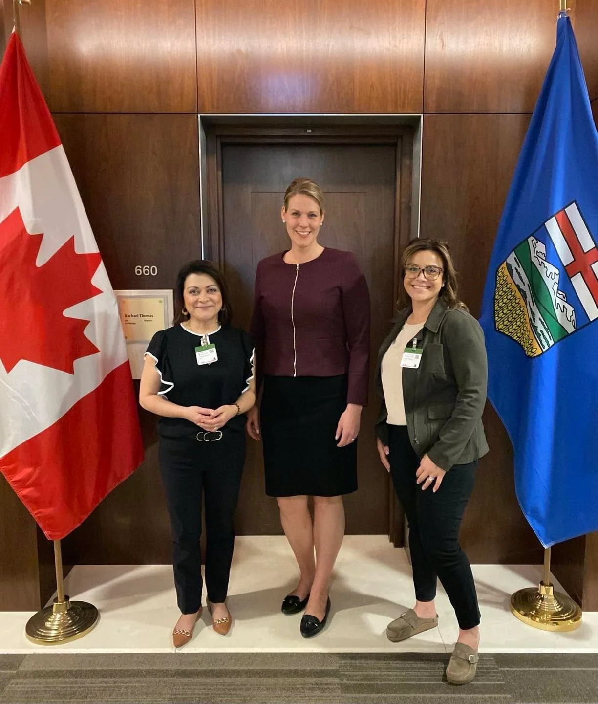 Today I met with two realtors from Lethbridge to discuss the growing challenges in Canada’s housing market.
After 10 years of this Liberal government, young Canadians are being priced out, unable to afford their first home, while supply contin
