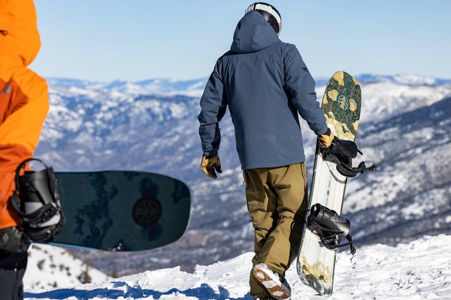 snowboard-crew.BGtVm2S1_1q0LQs.jpg