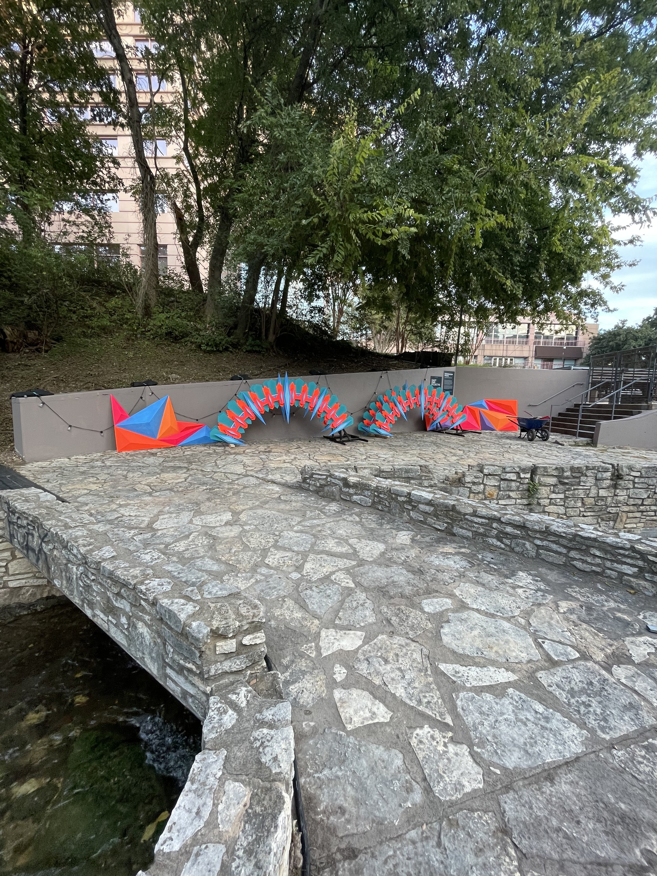 Art installation services