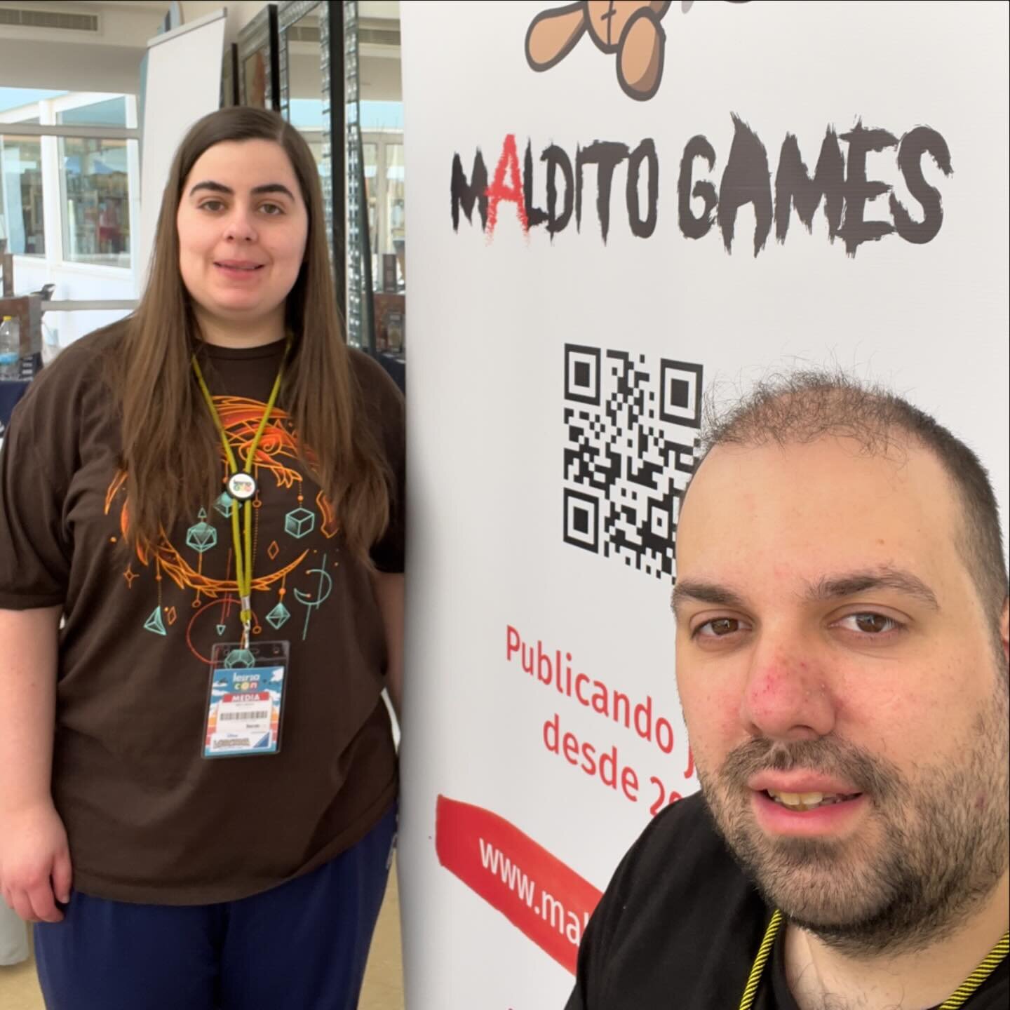 🇵🇹⬇️//🇬🇧 During the last official day we only played Qawale Mini, 3 times in a row. We were also explaining games at the Maldito Games&rsquo; booth (with special focus on Living Forest and Furnace). 🔥 
.
In the morning, we assisted to the press 