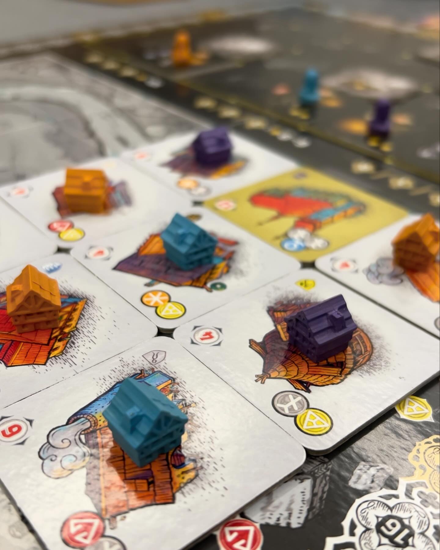 🇵🇹⬇️//🇬🇧 Kutn&aacute; Hora was one of our most anticipated board games last year. Did it meet all our expectations? 🧐
.
It certainly did, even exceeding them to the point of making our top games of 2023 list. We hope to play it again in the near