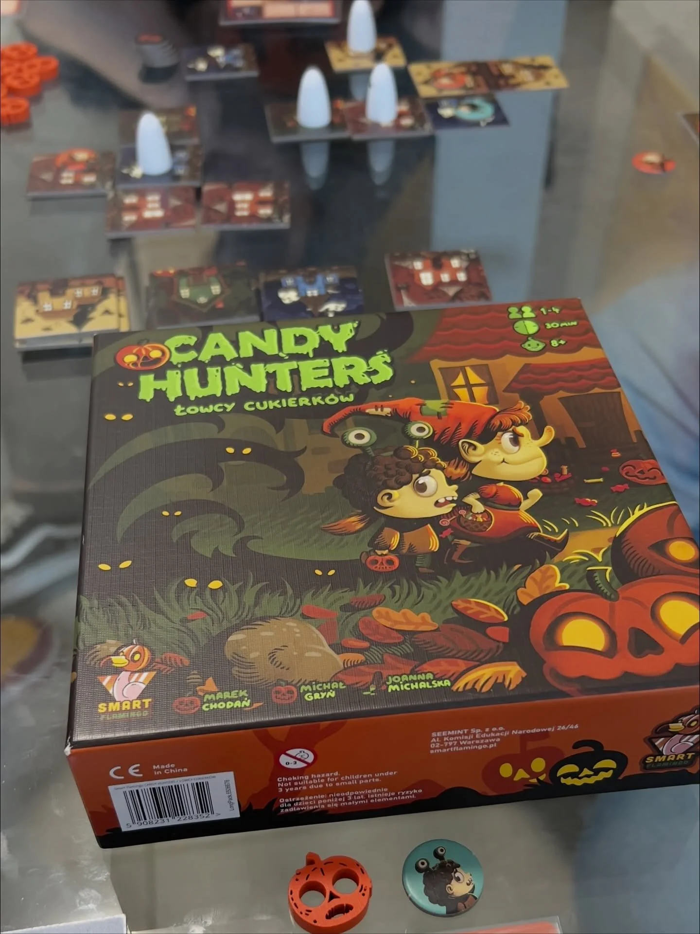 🇵🇹⬇️//🇬🇧 Road trip to Essen, day #15: the day started with a spooky surprise&hellip; Early in the morning, we got a flat tire that cost us quite a bit of time. After everything was sorted out, we arrived at our next destination in time for dinner