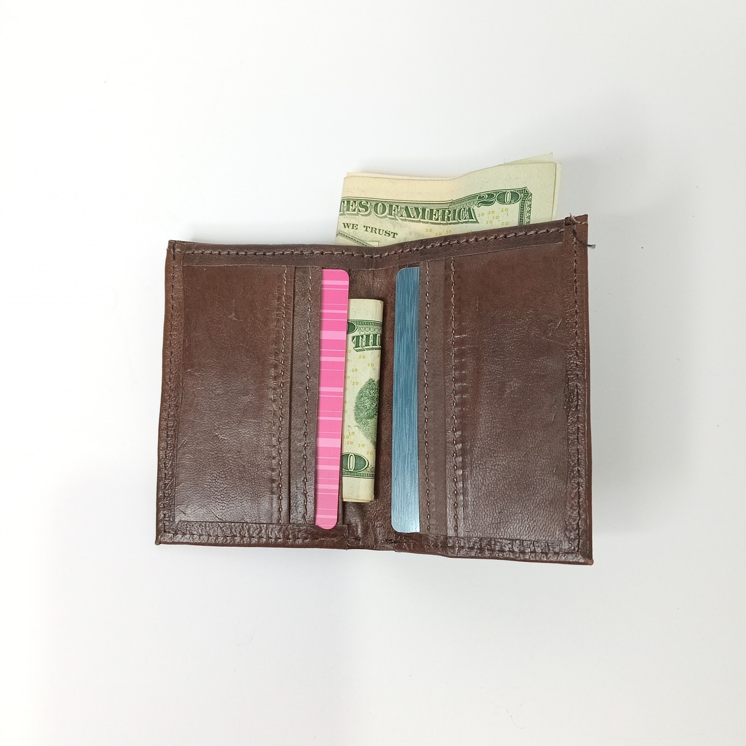 Wallets B5 003-a.jpg