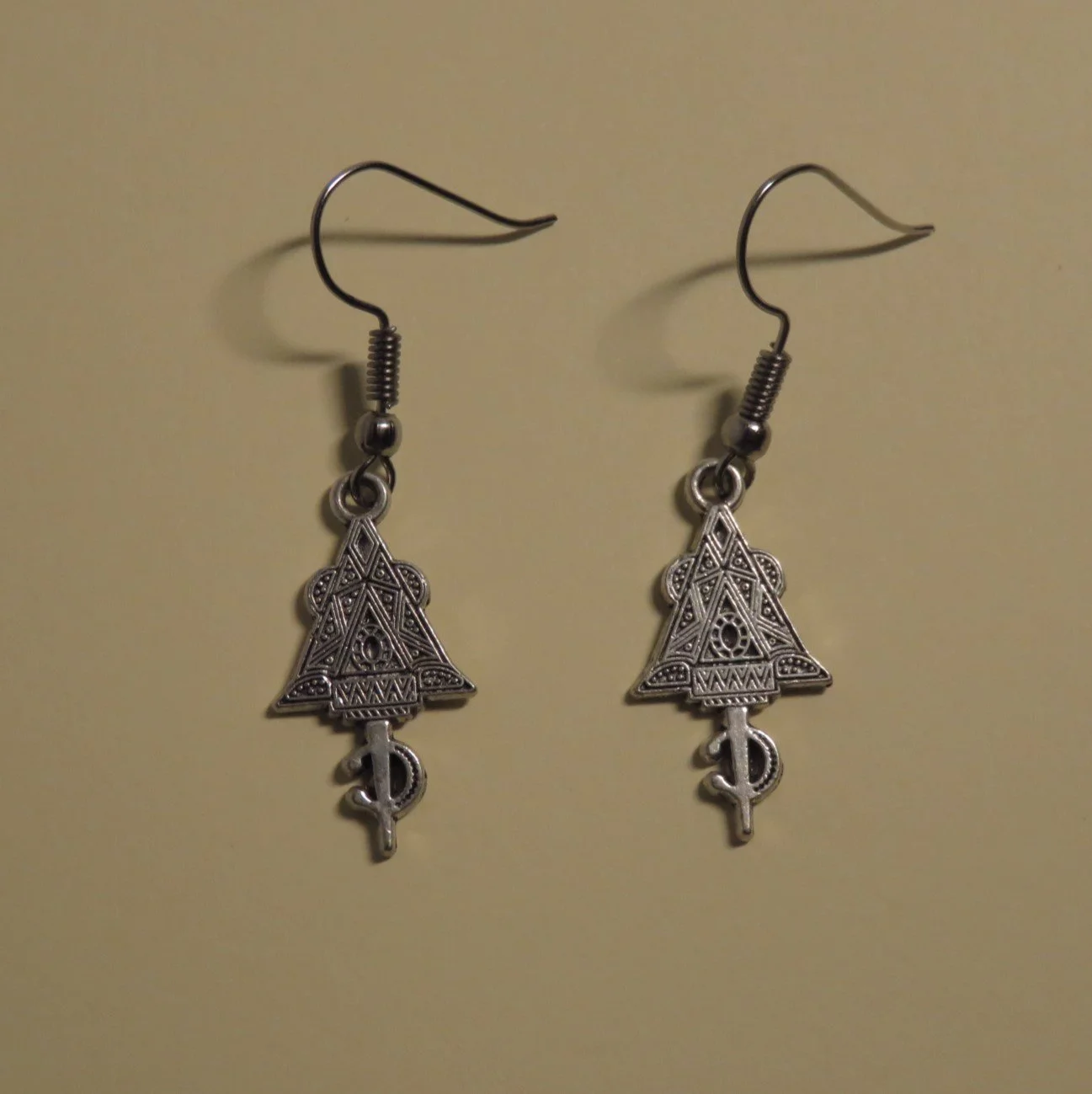 Earrings B3 024-a.JPG