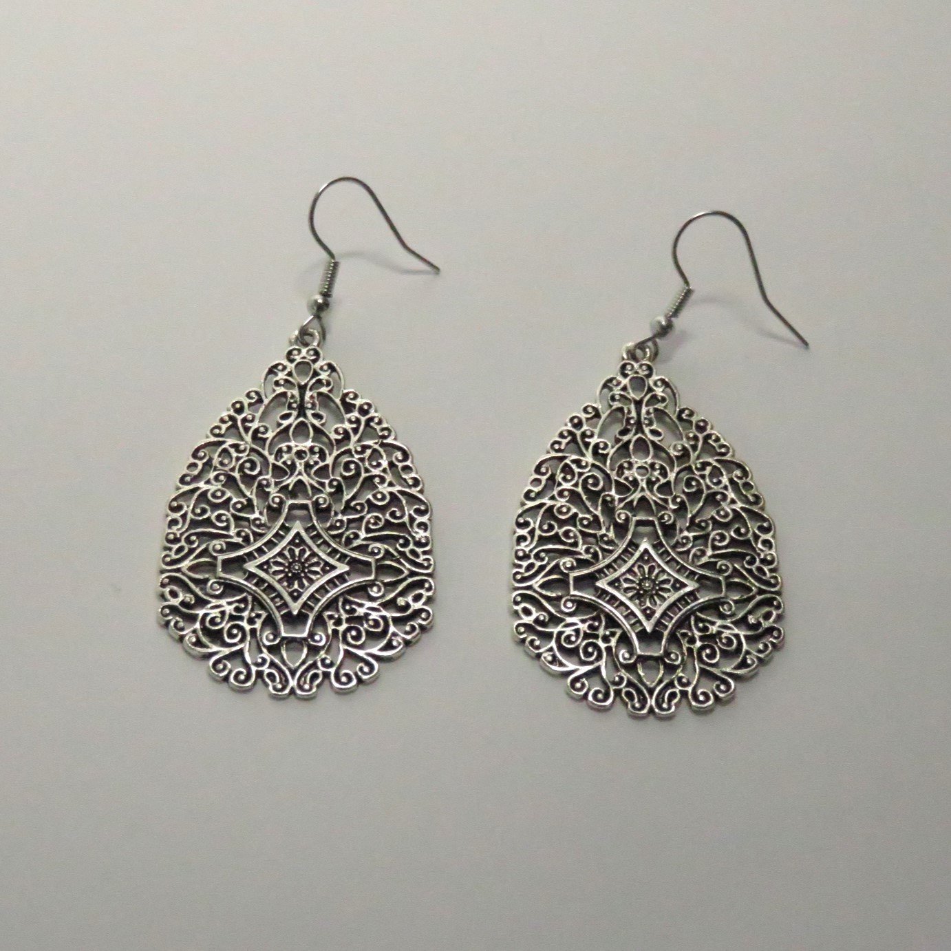 Earrings+B3+034-b.JPG