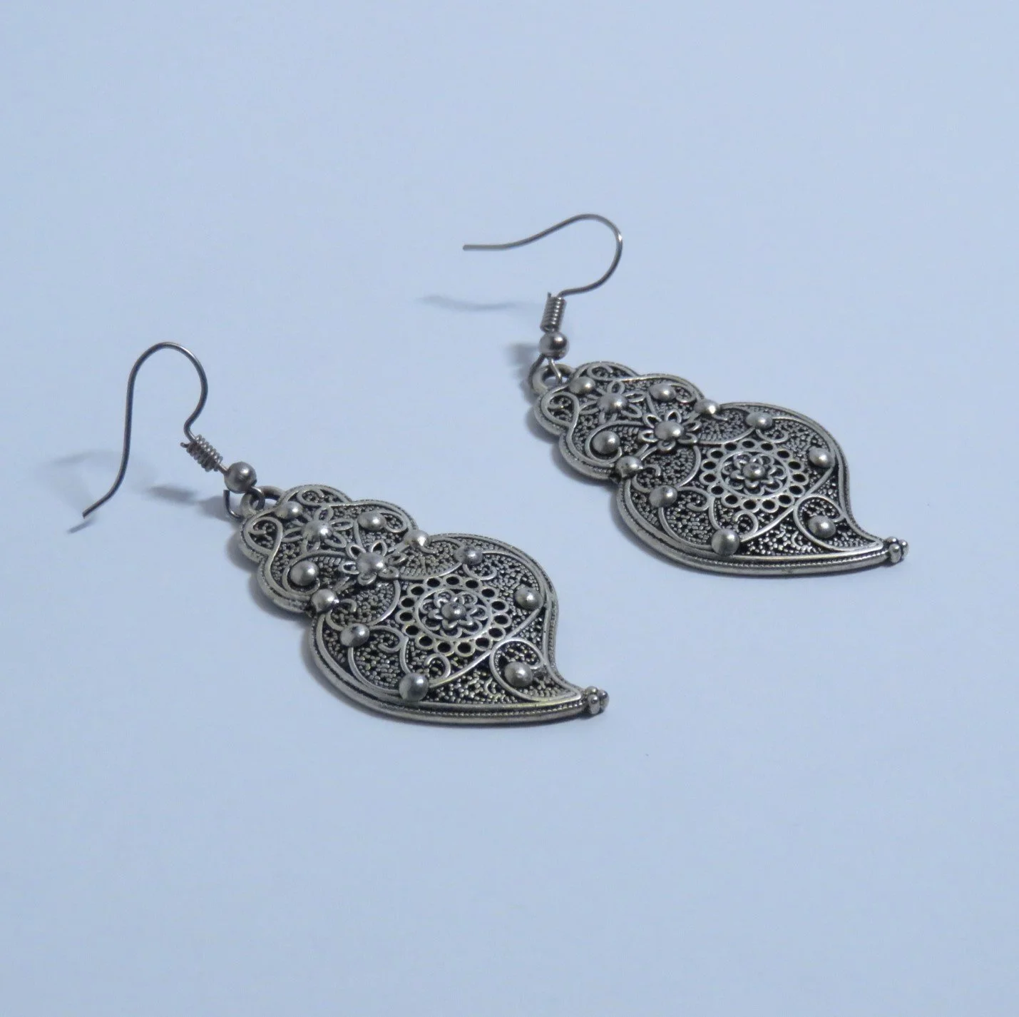 Earrings+B4+040-d.JPG