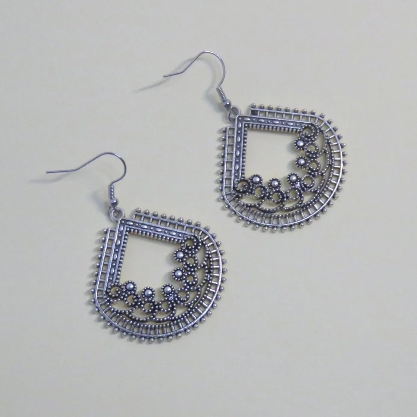 Earrings%2BB4%2B044-b.jpg