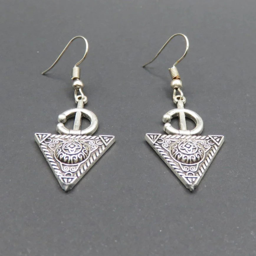 Earrings+B4+050-c.JPG