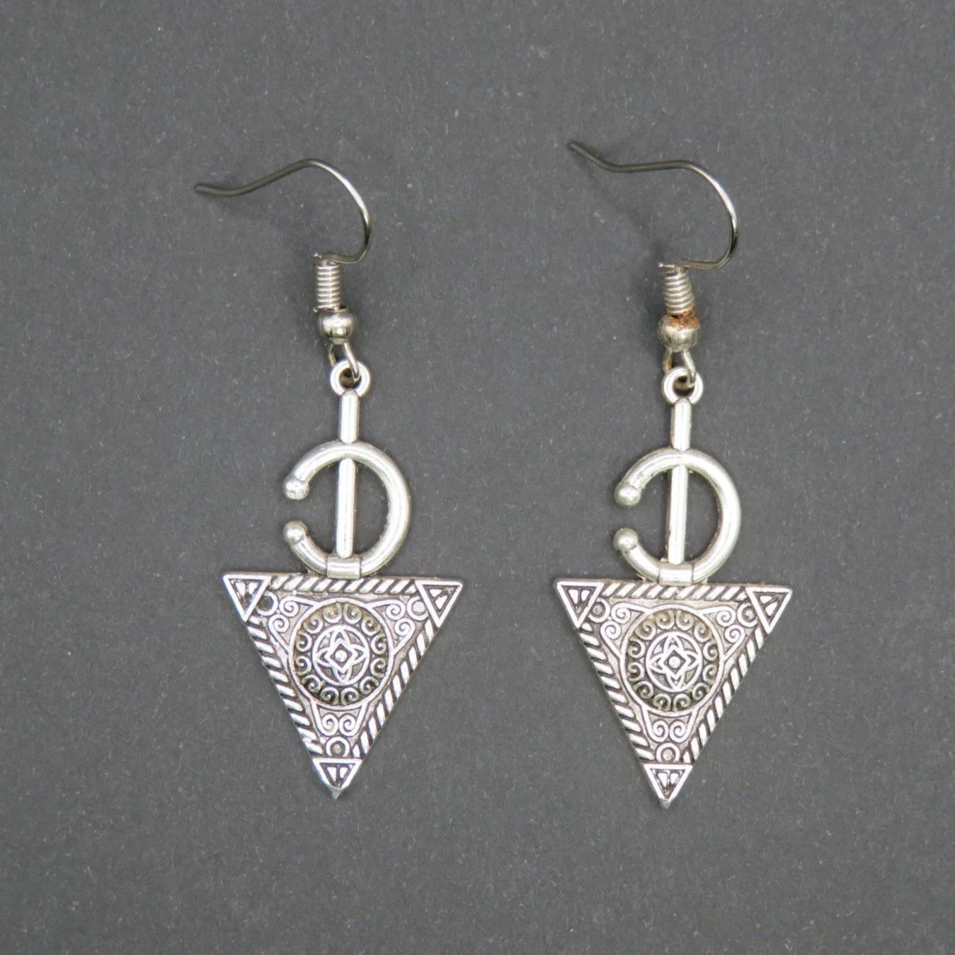 Earrings+B4+050-d.JPG