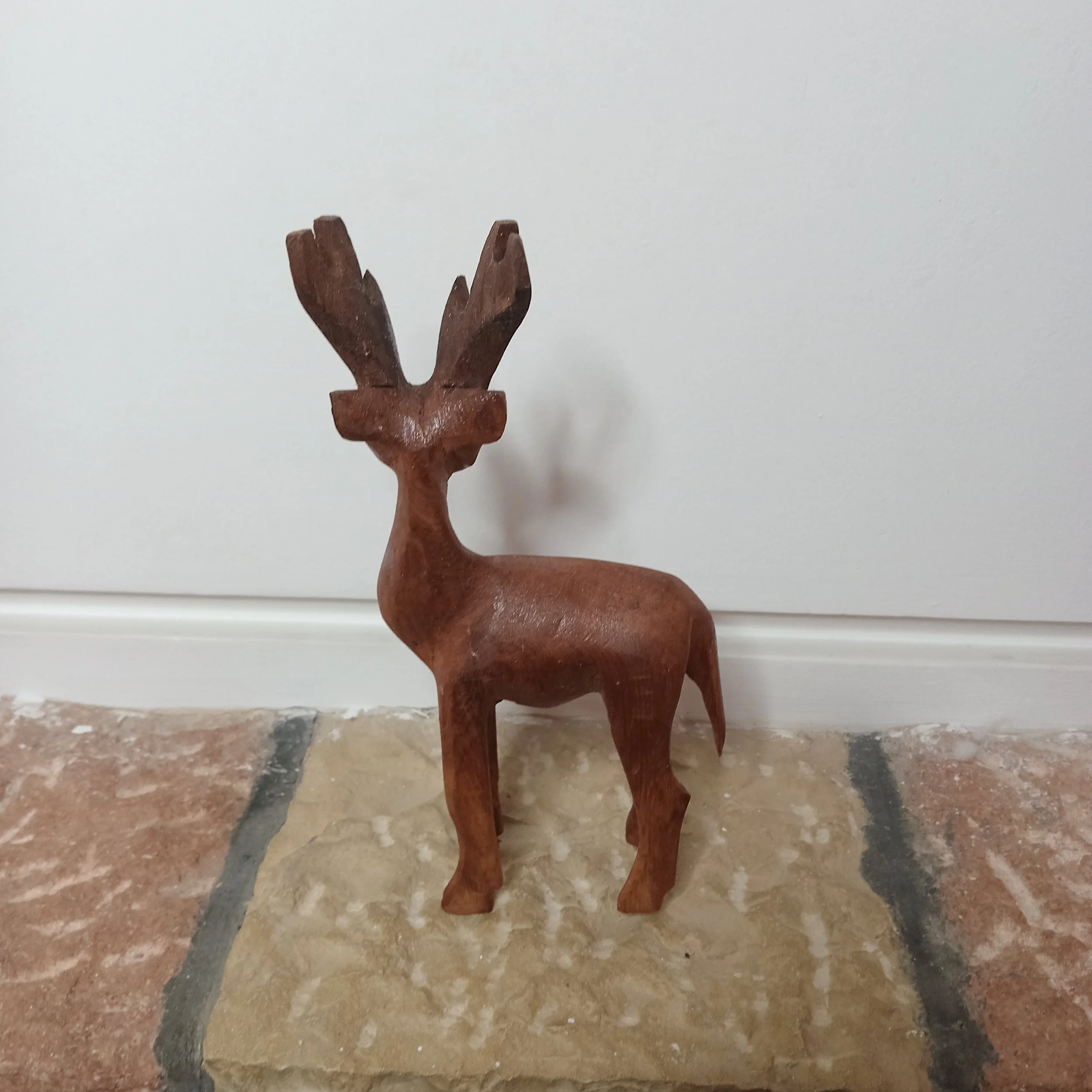 reindeer b5 002-e.jpg