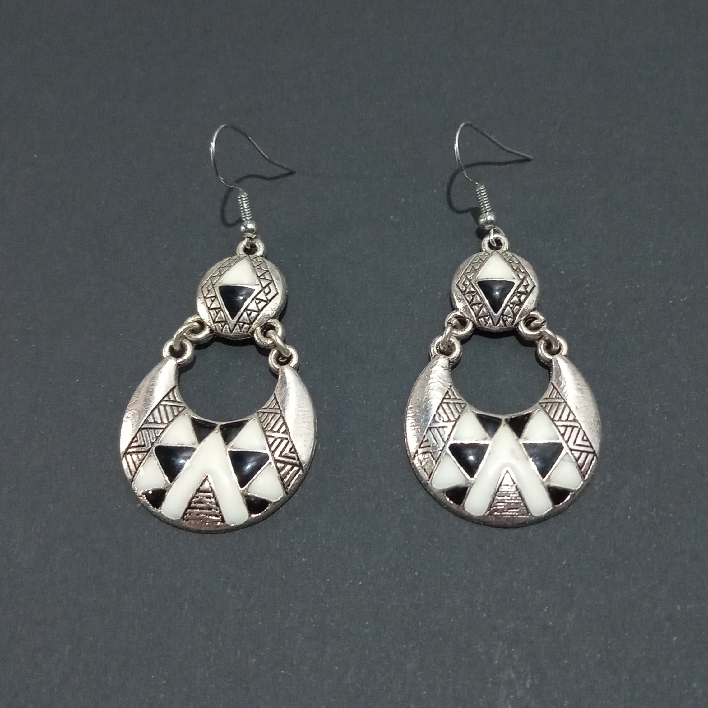 Earrings B5 060-c.jpg