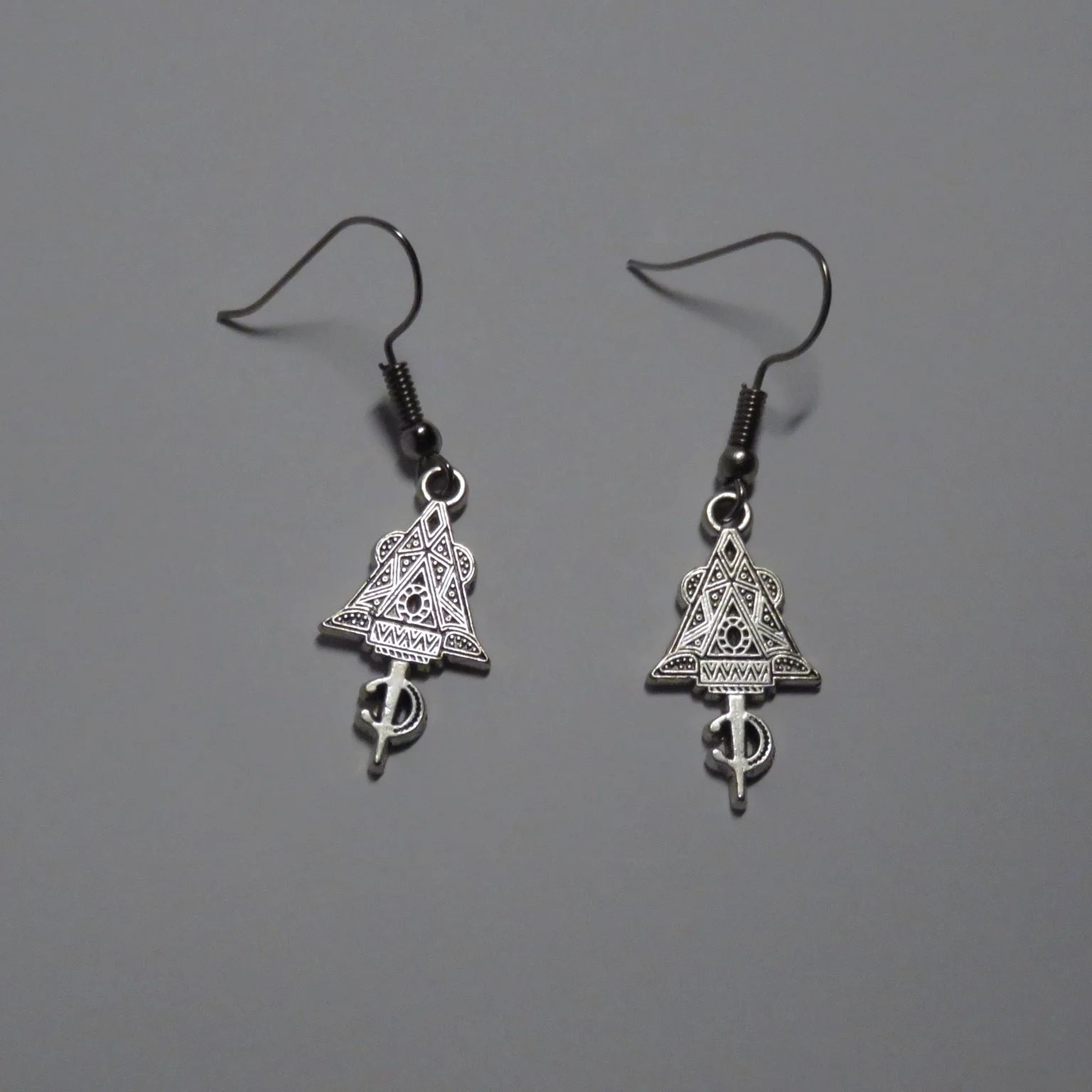 Earrings B3 024-c.JPG
