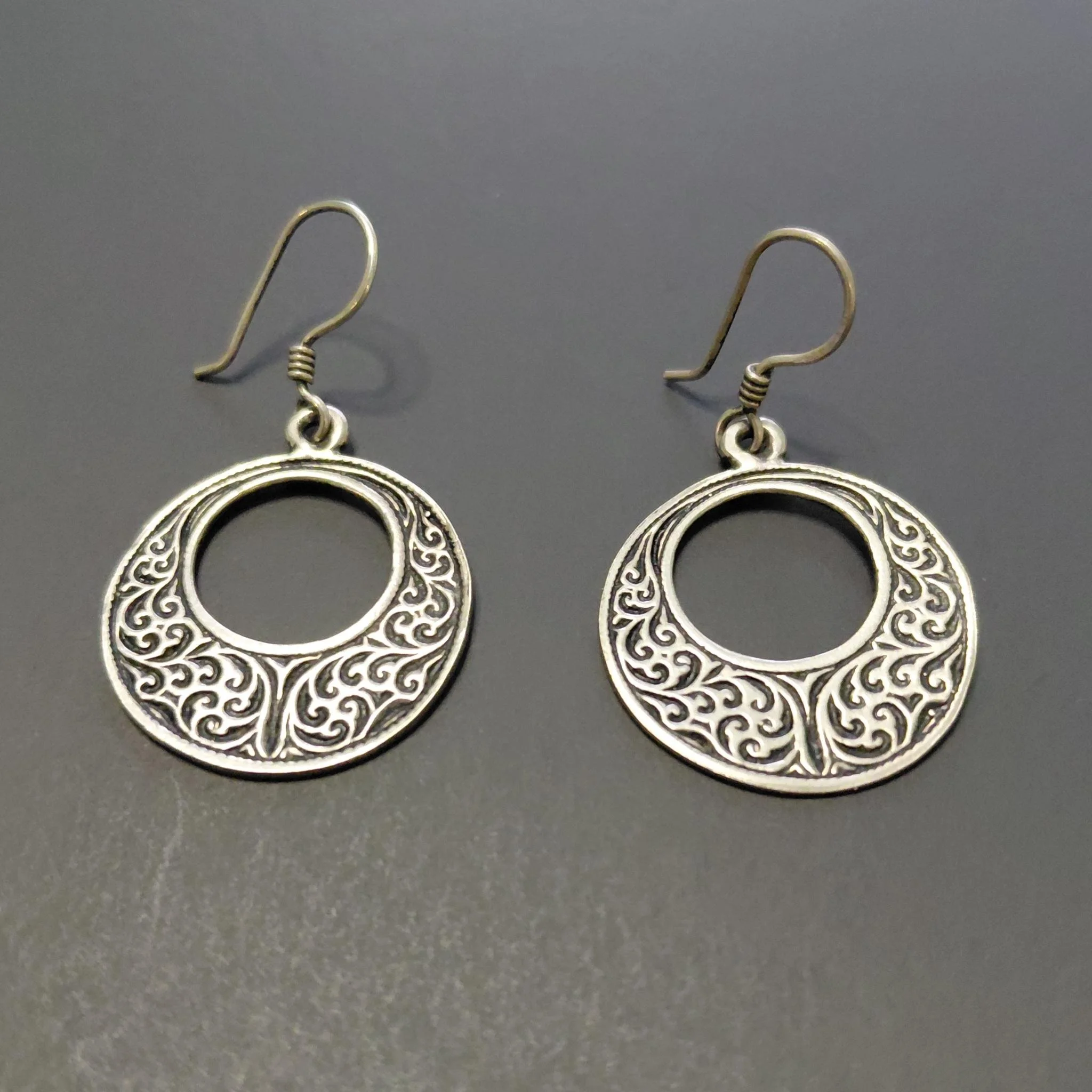 Earrings b5 062-d.jpeg