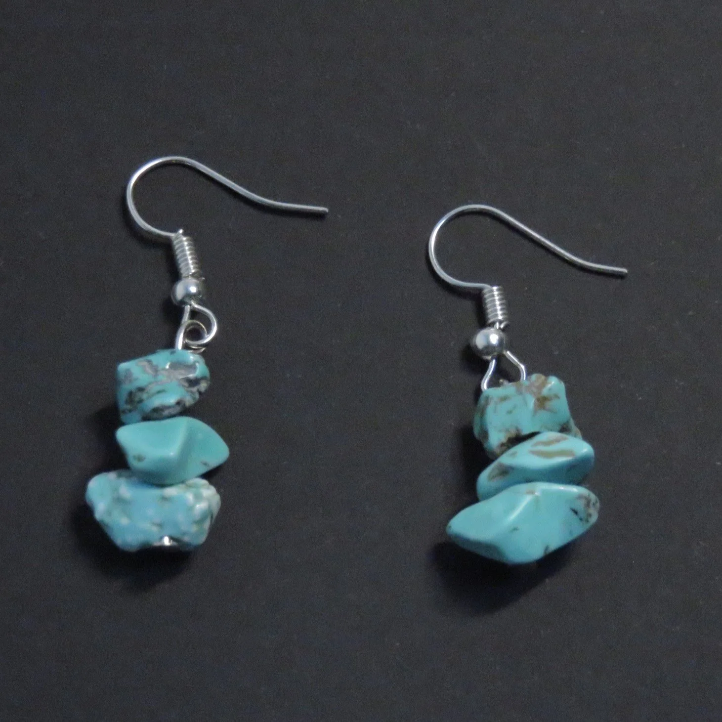 Earrings B3 026-a.JPG
