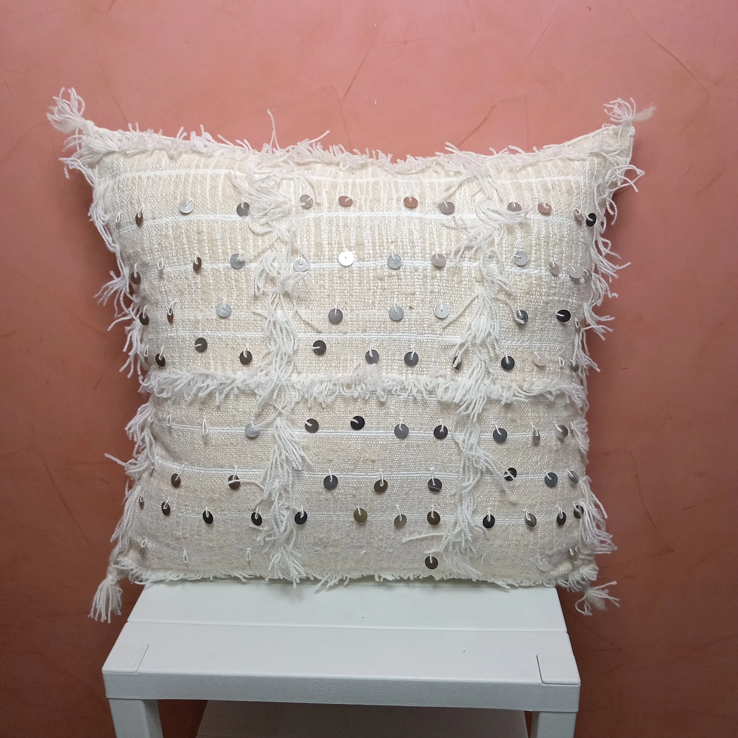 Pillows b5 008-a.jpg