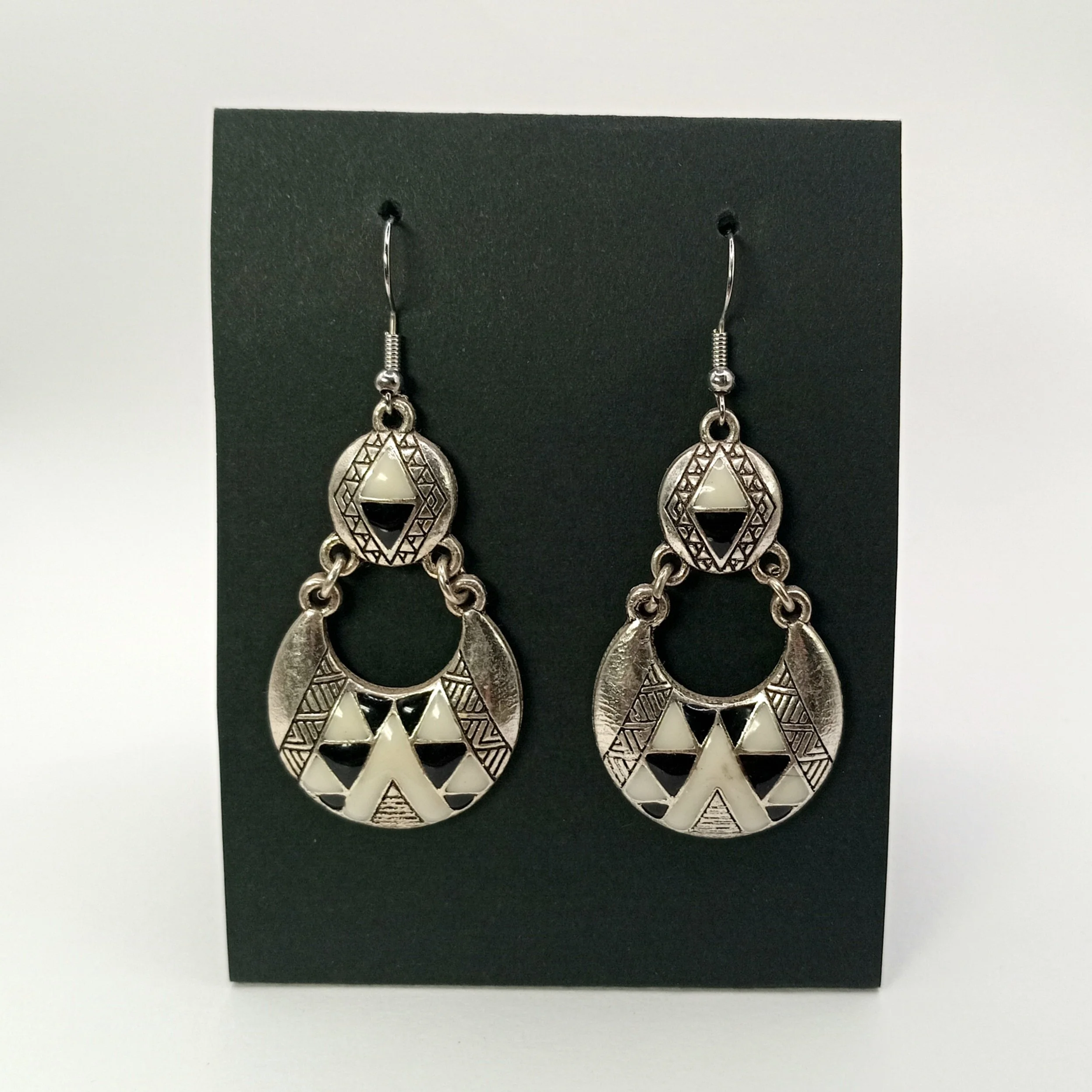 Earrings B5 060-d.jpg