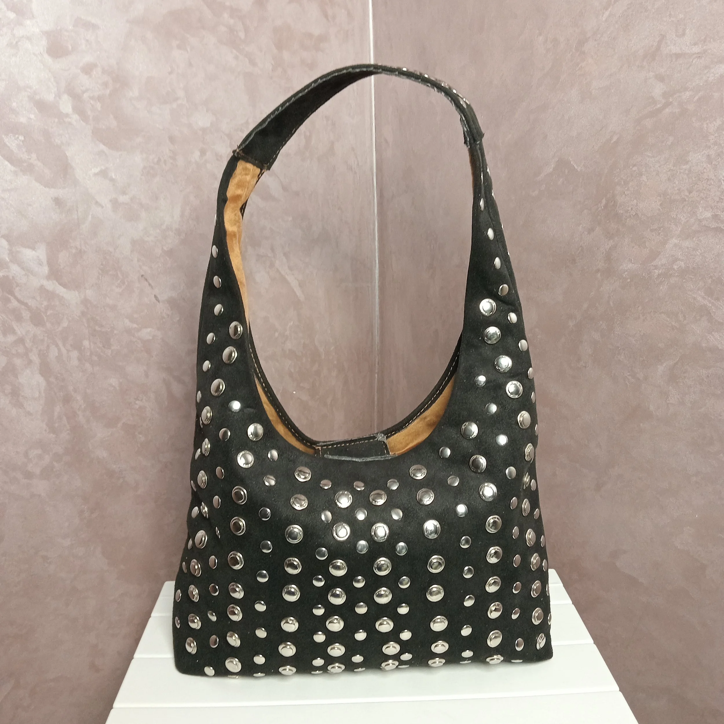 handbags b5 010-e.jpg