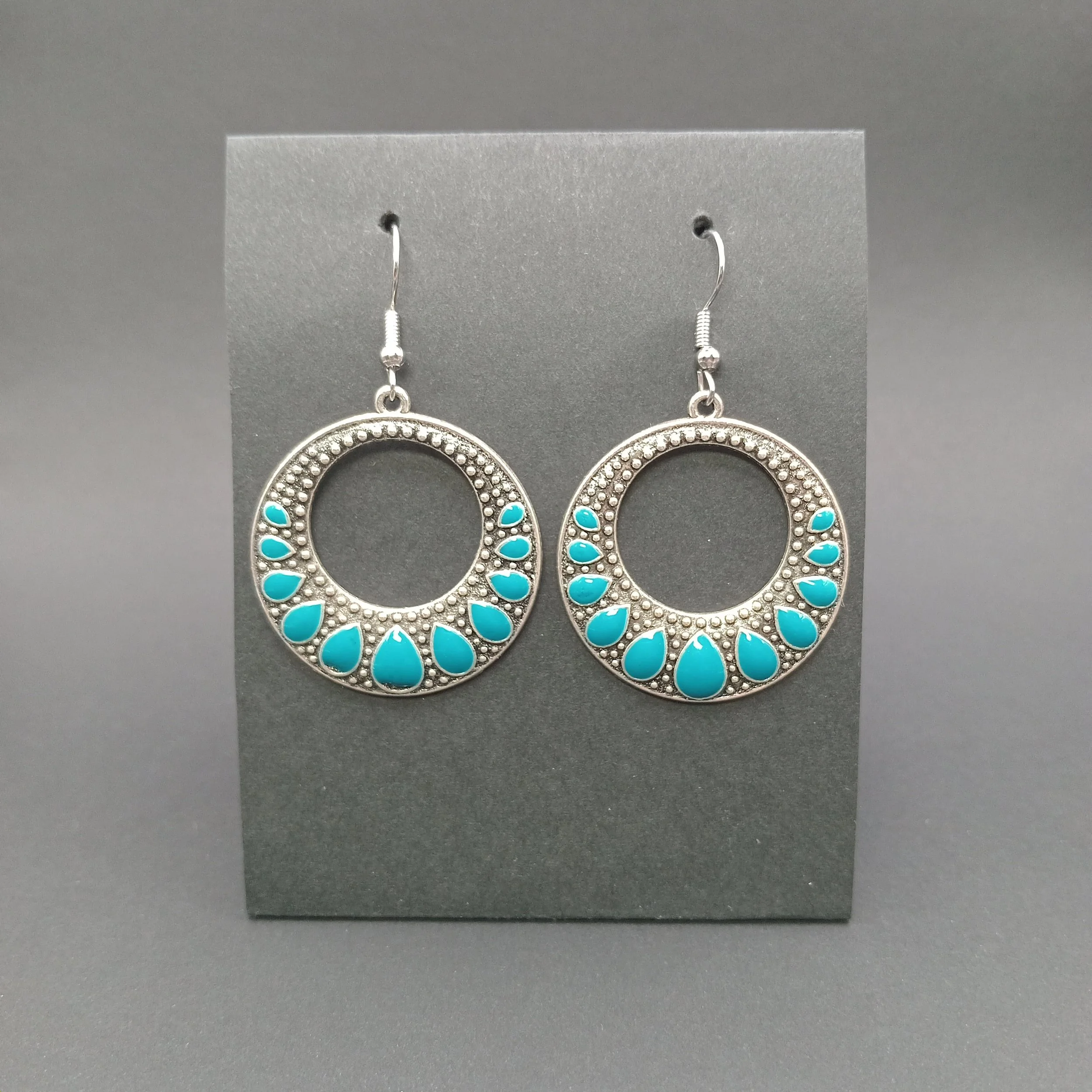 Earrings B5 053-d.jpg