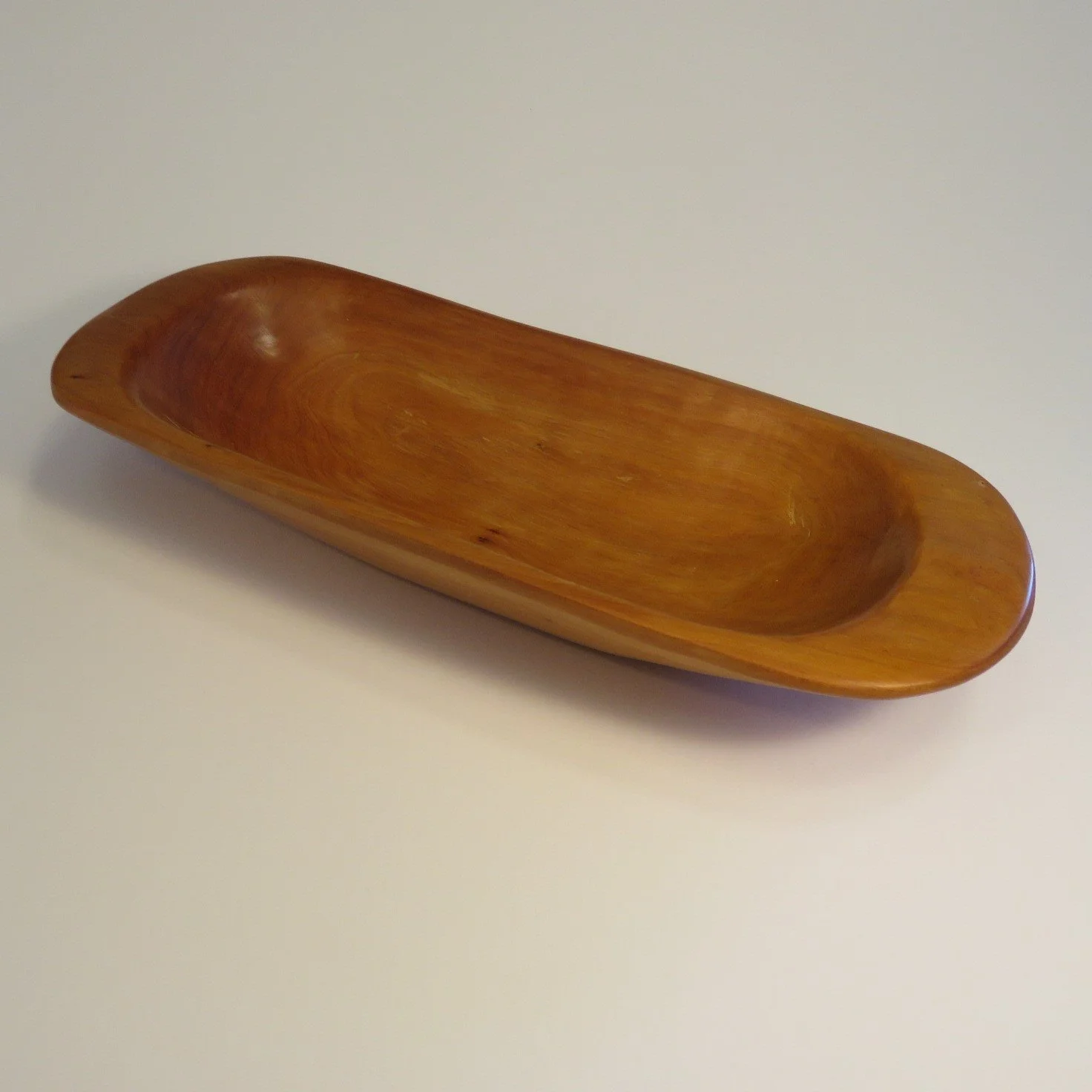 Juniper Wood Oval-shaped Serving Bowl