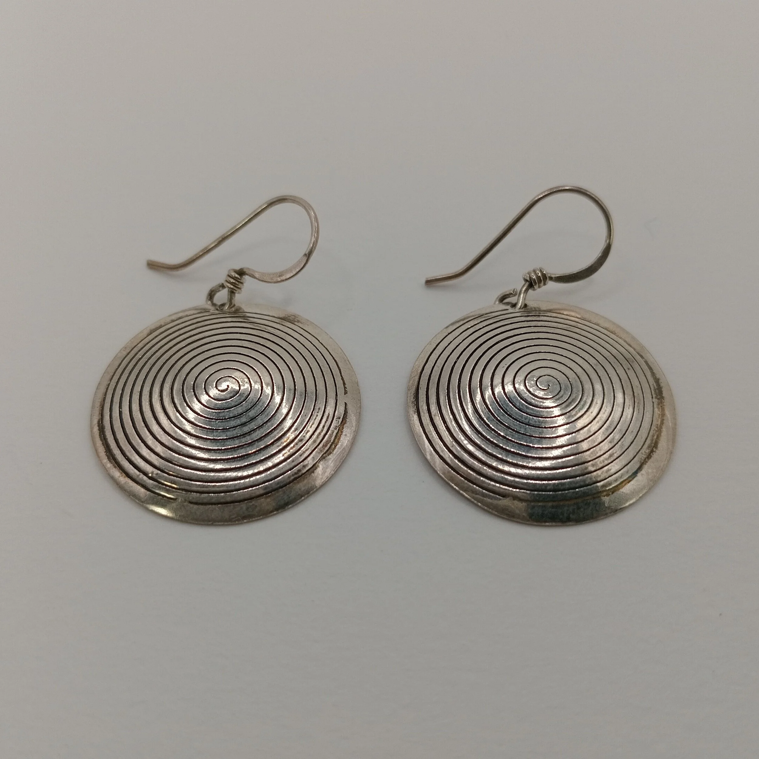Earrings B5 057-a.jpg