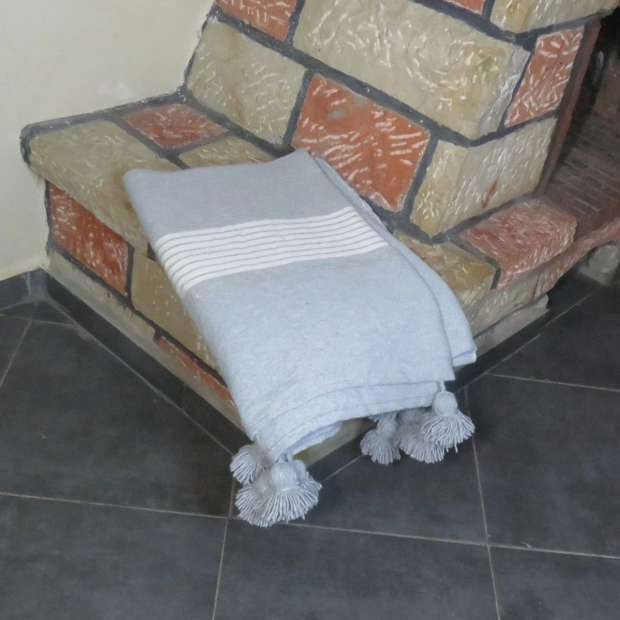 blankets-throws B4 008-d.JPG