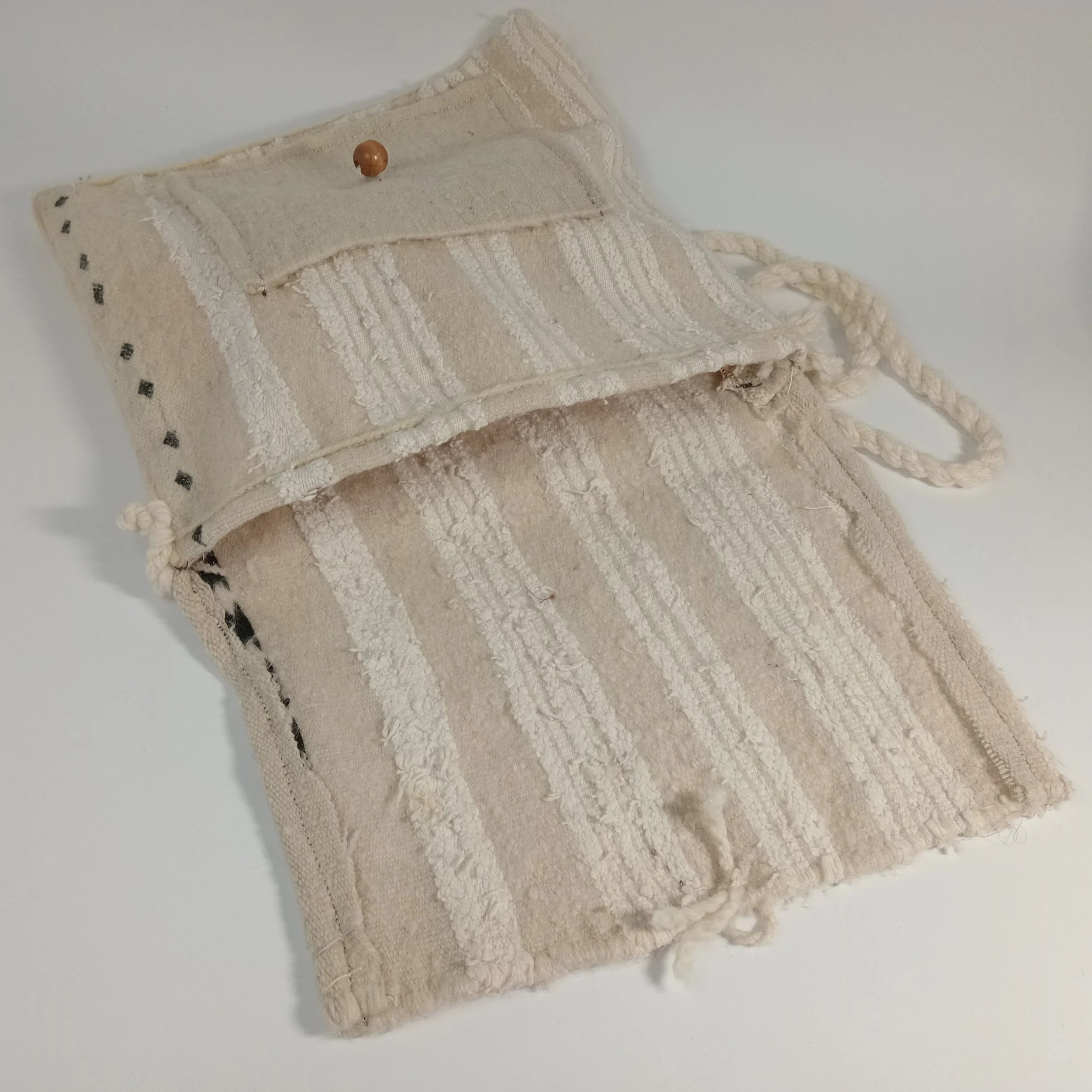 handbag B4 005-b.jpg