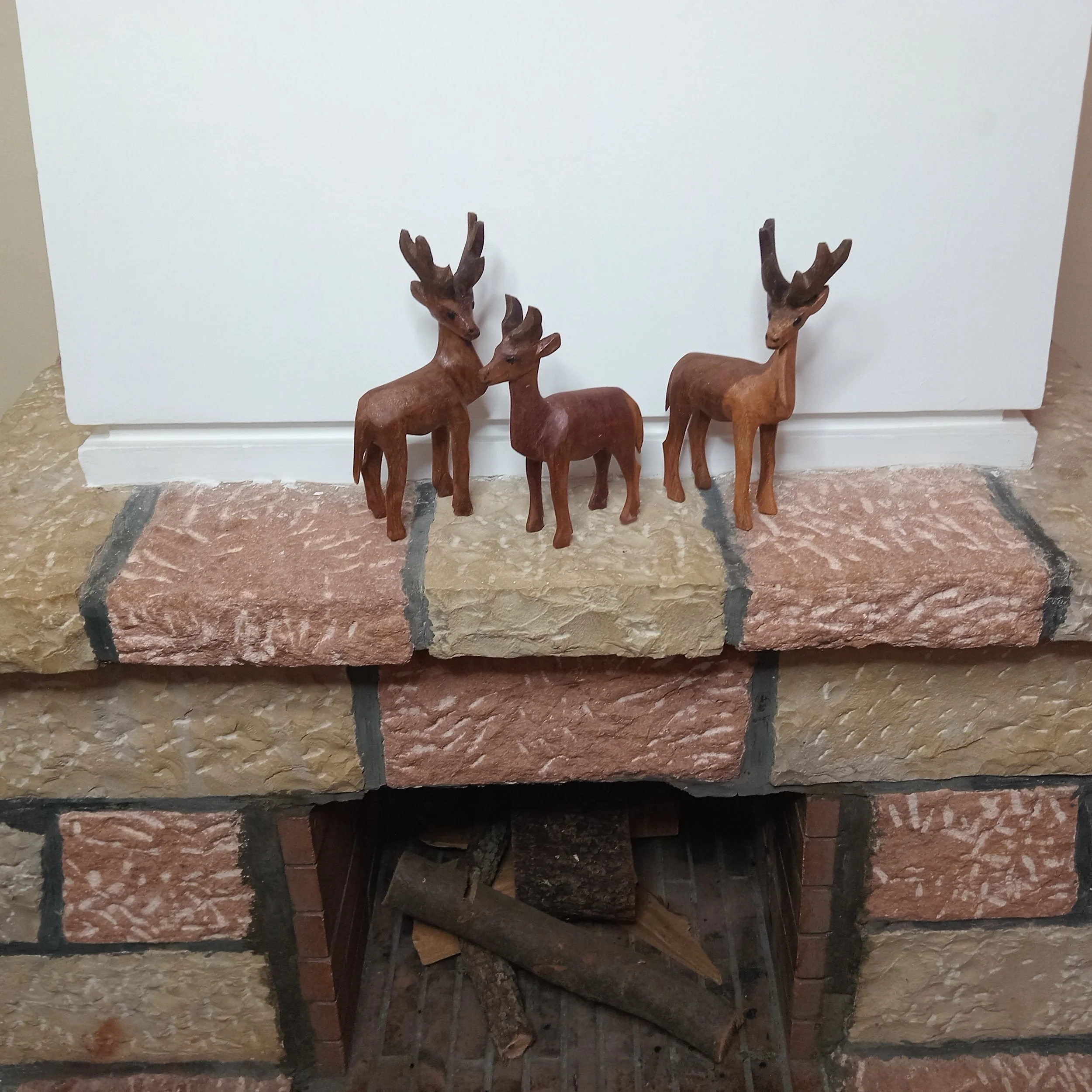 reindeer b5 003-e.jpg