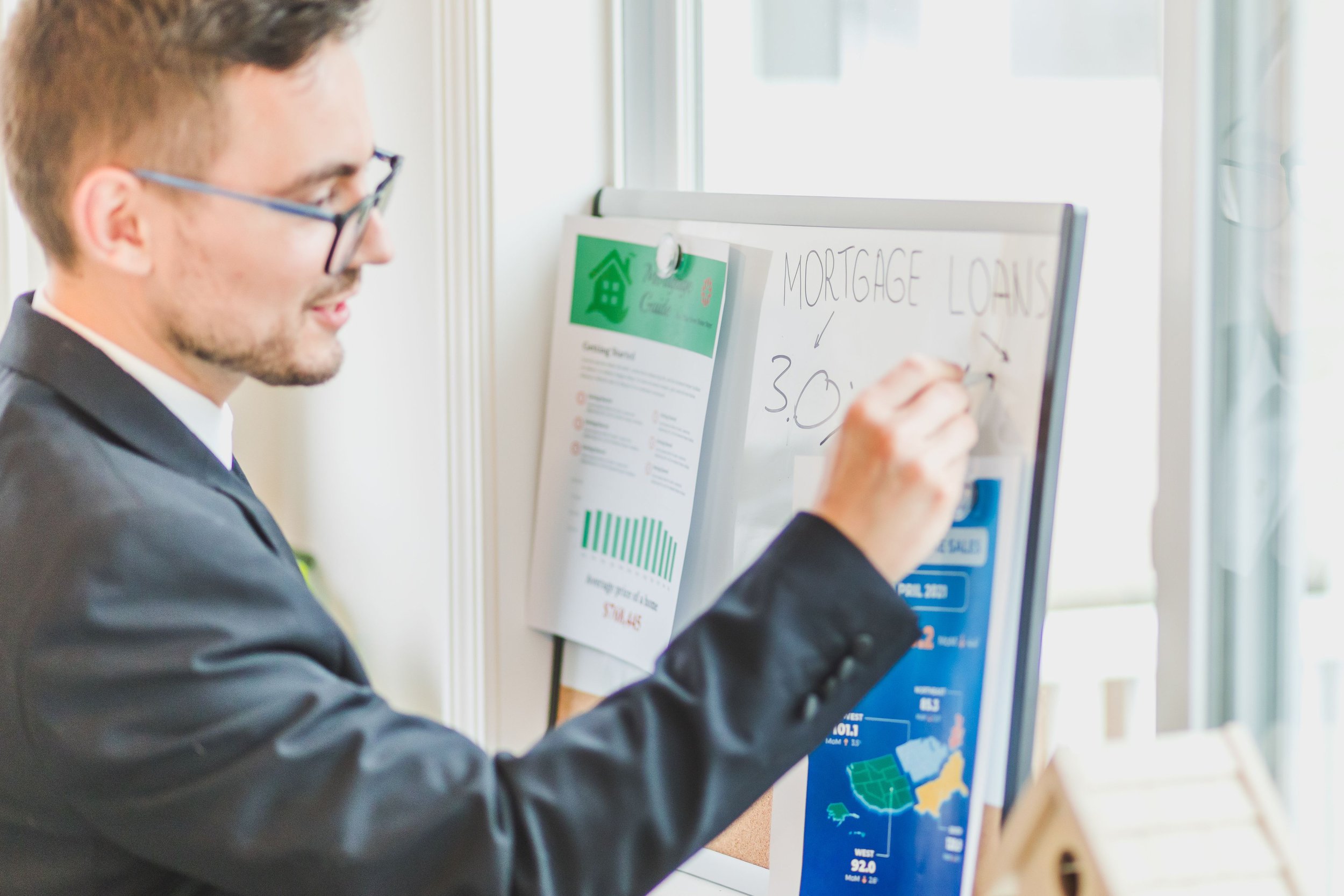 How a global real estate firm’s finance team replaced status decks with Asana dashboards