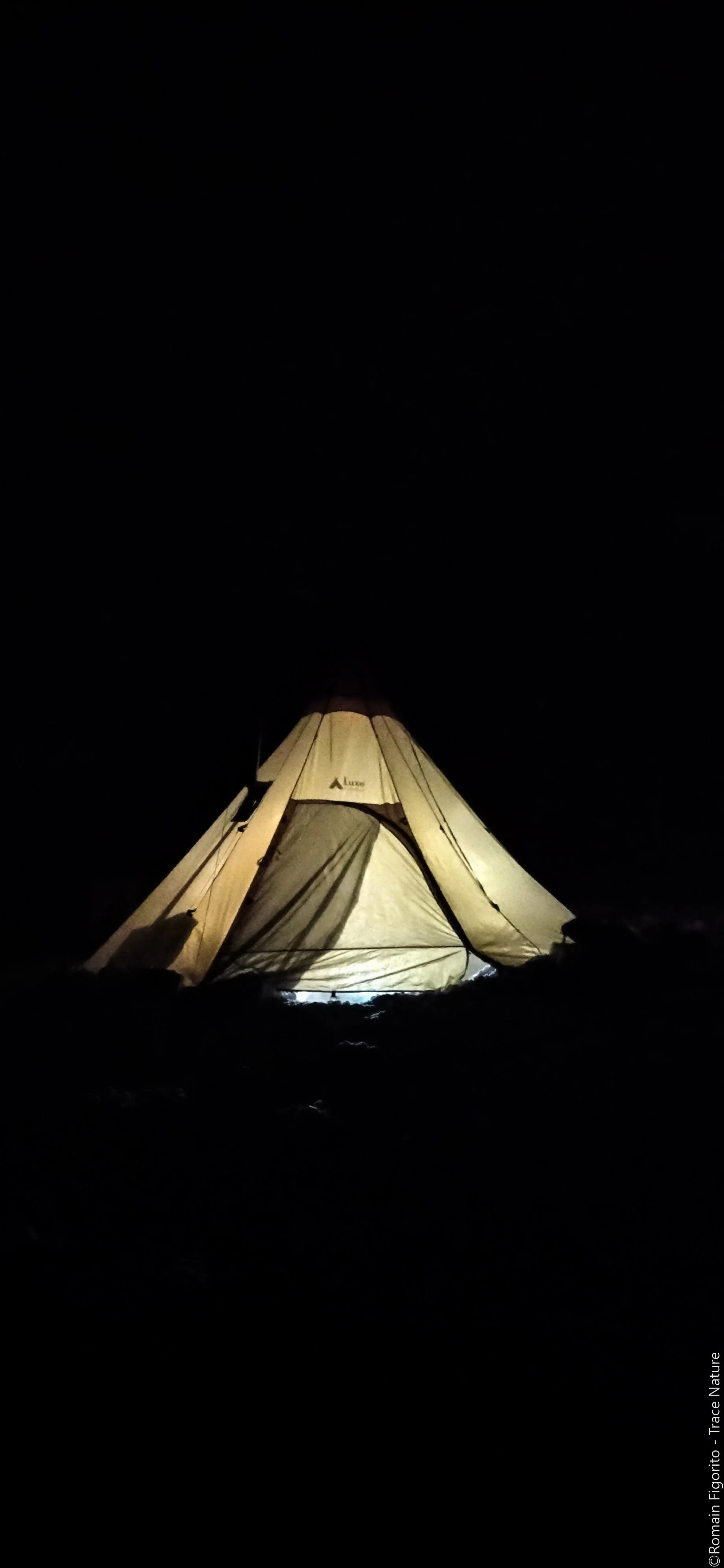 Tipi Nuit @Figorito Romain.jpg