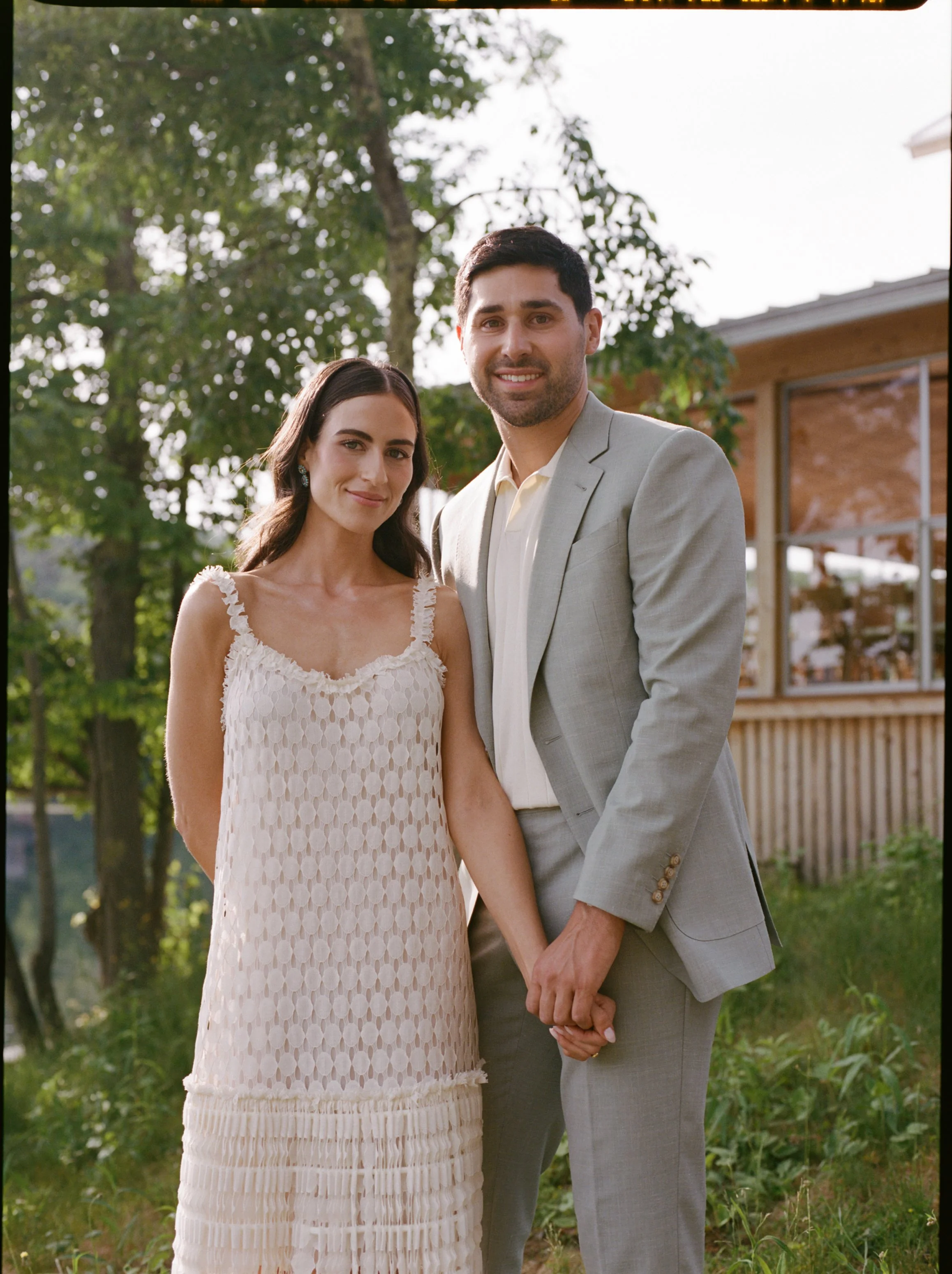 Isabella&Michael_Previews-10.jpg