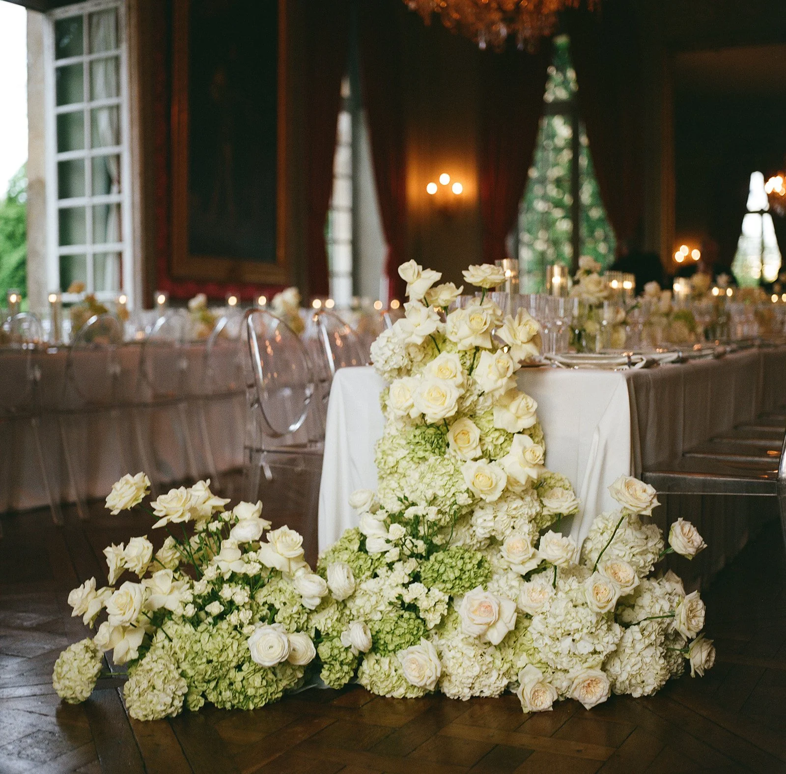 Belle+Cole_TheDinnerParty-3.jpg