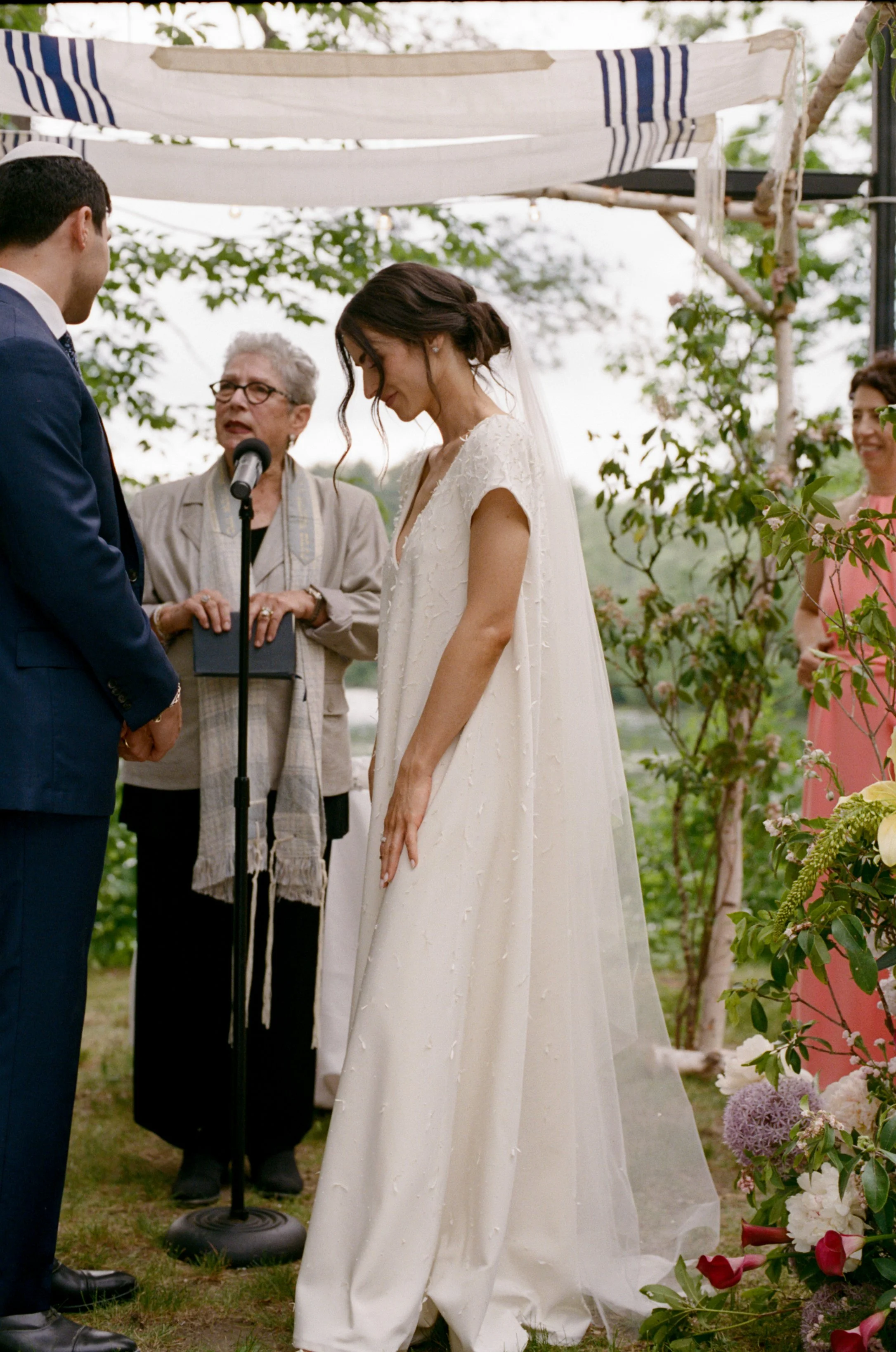 Isabella&Michael_Previews-175.jpg