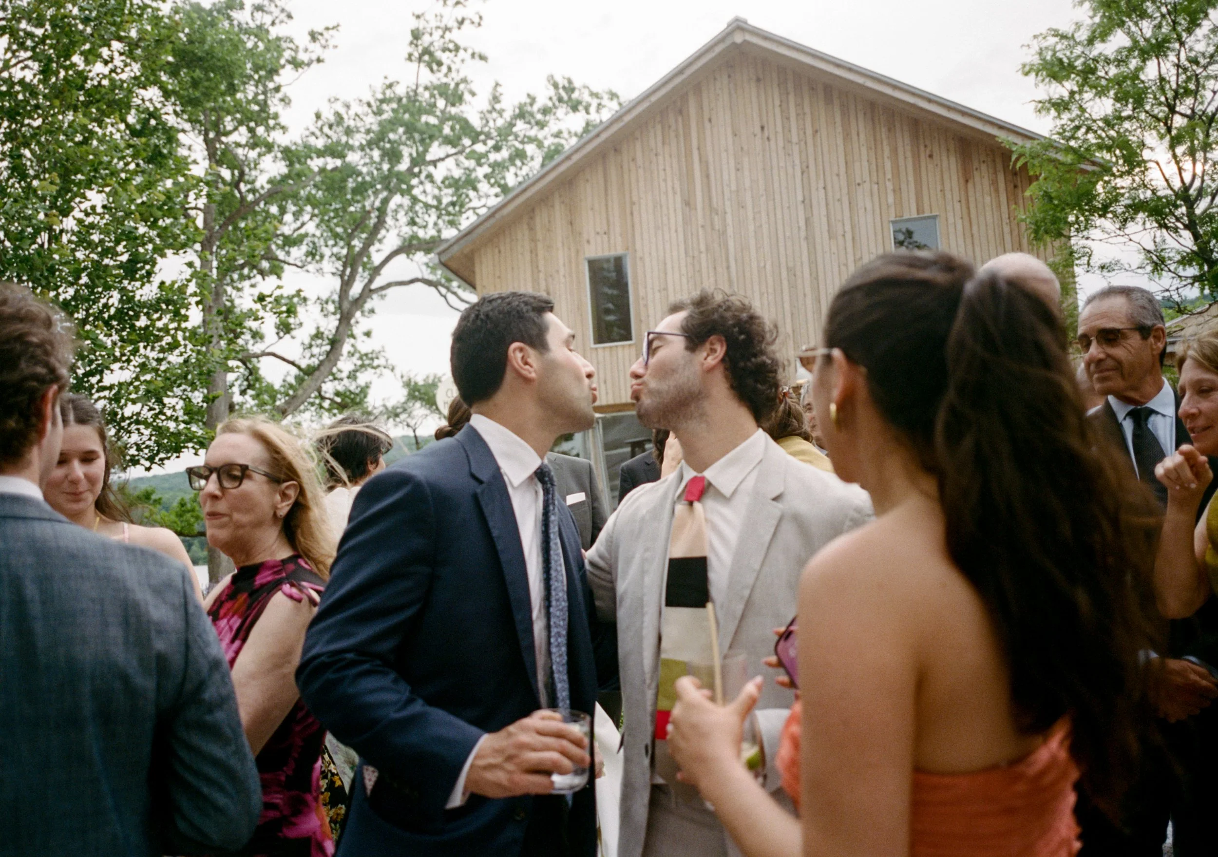 Isabella&Michael_Previews-202.jpg