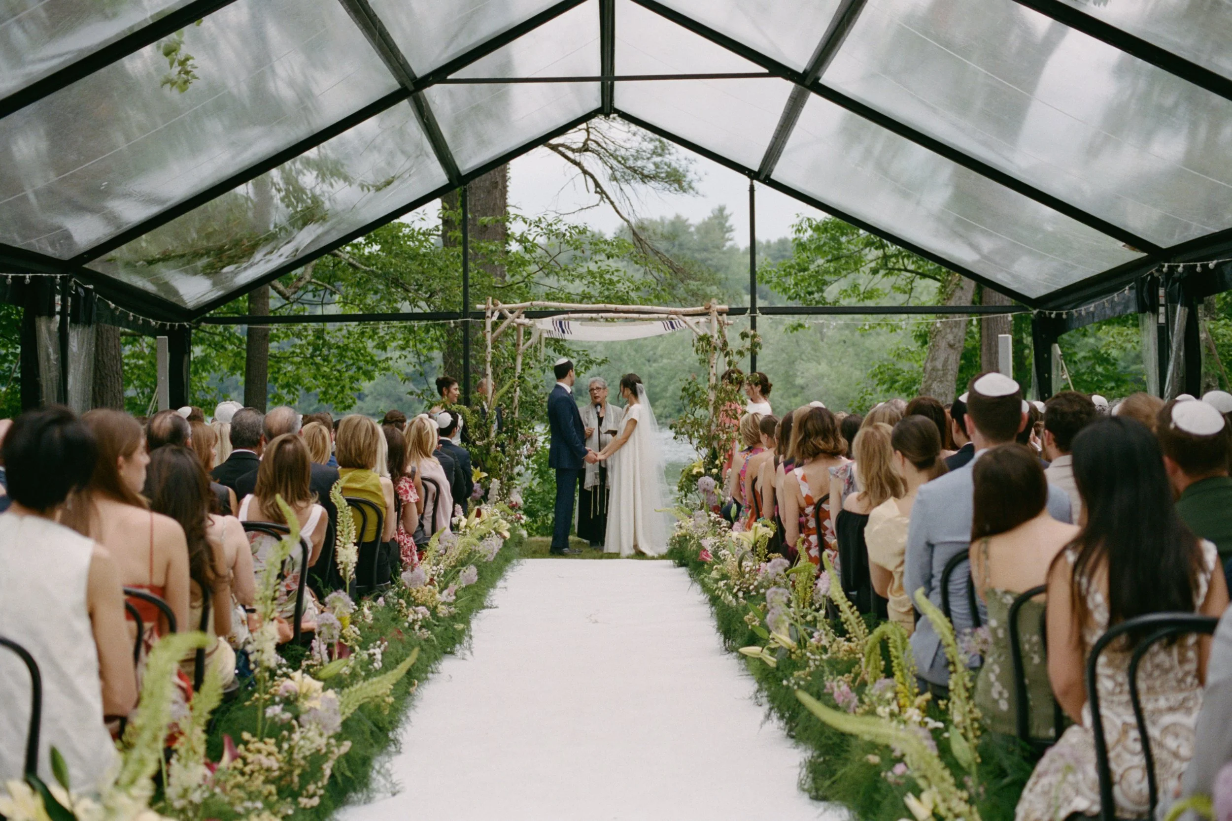 Isabella&Michael_Previews-166.jpg