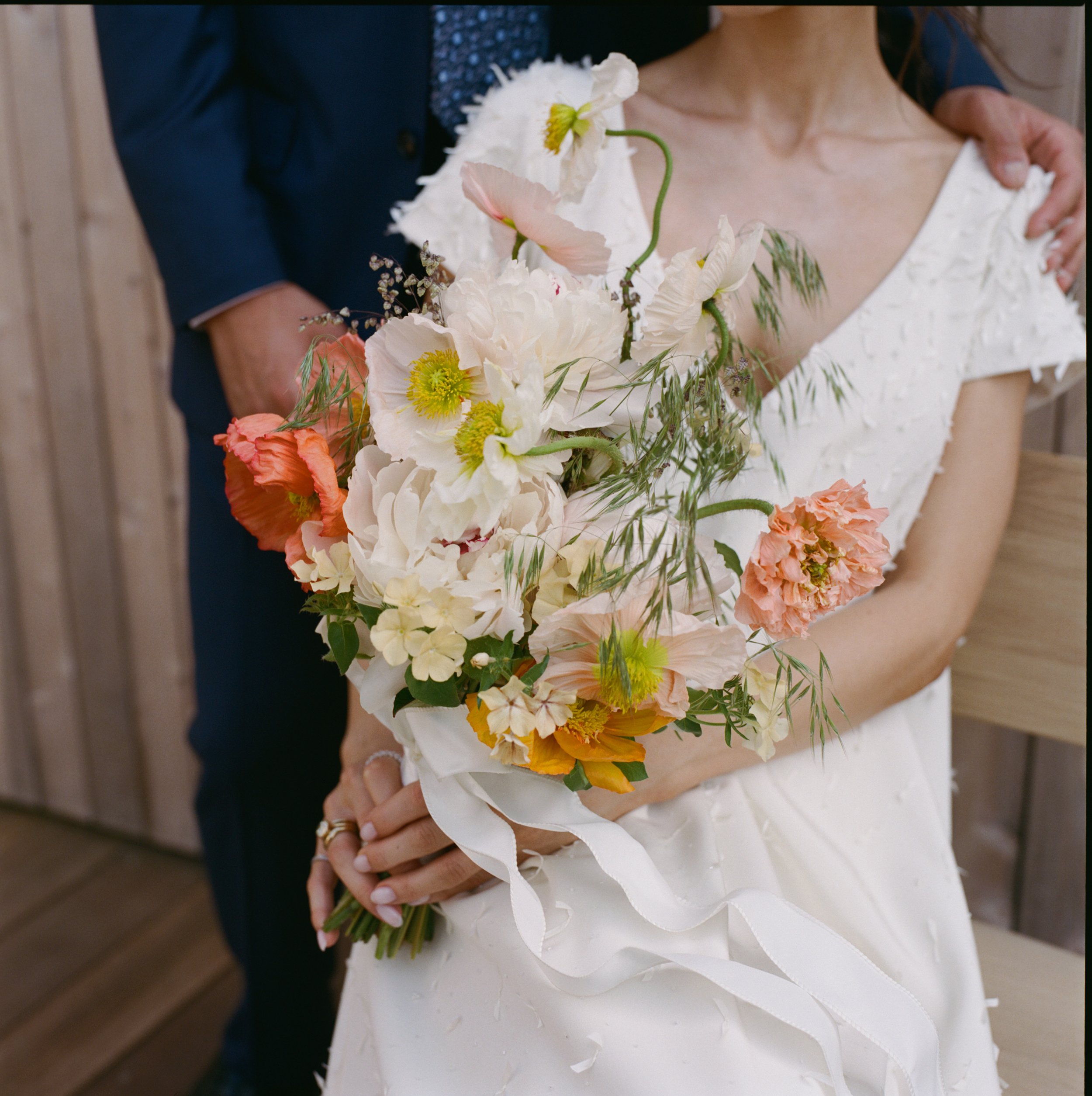 Isabella&Michael_Previews-111.jpg