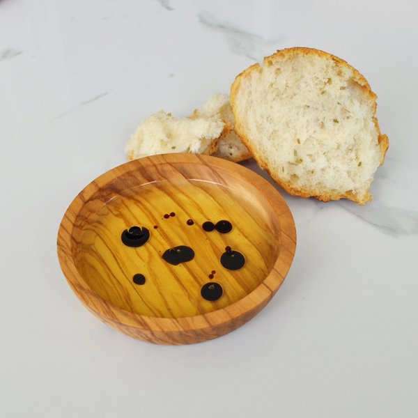 olive wood bowl tn2.jpg