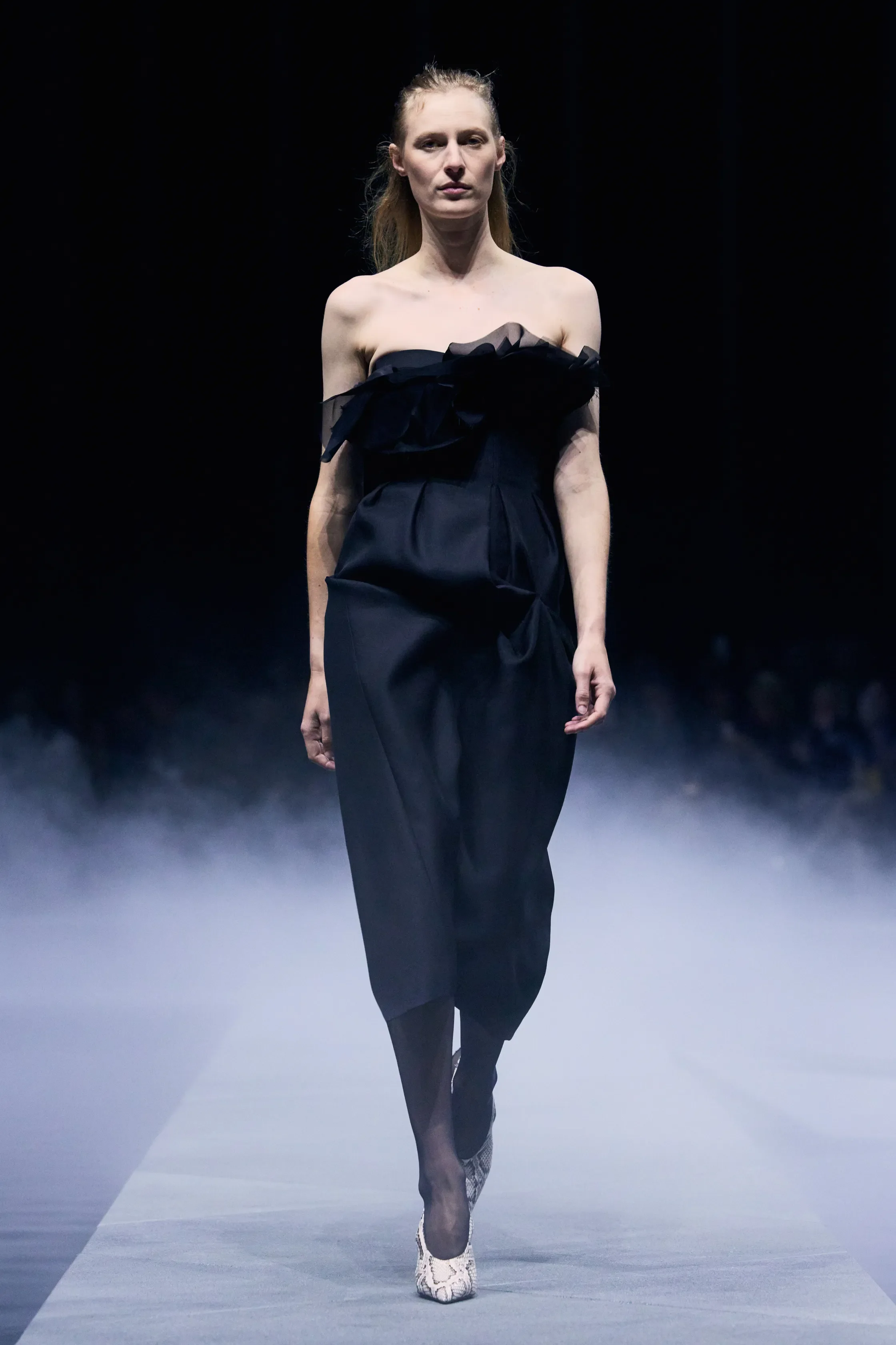 00008-khaite-spring-2026-ready-to-wear-credit-brand.jpg.webp