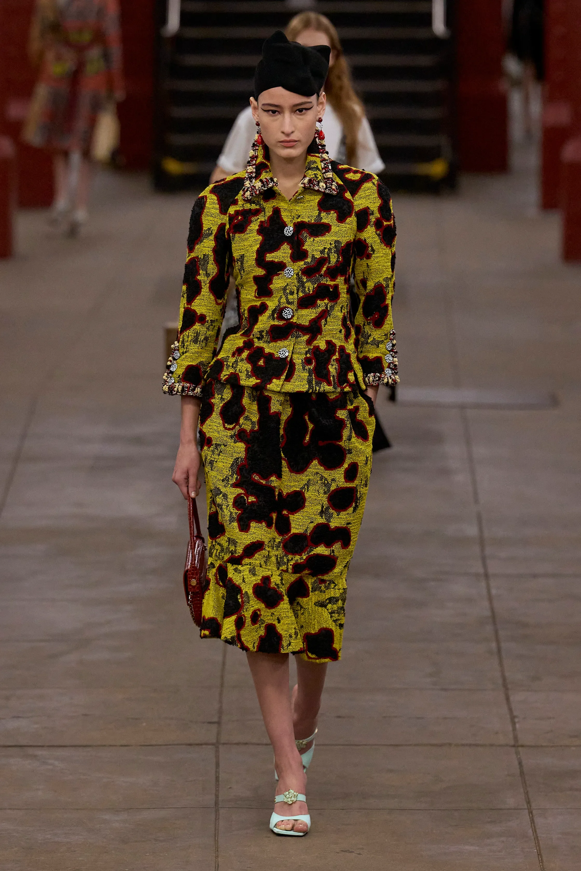 00064-chanel-pre-fall-2026-credit-gorunway.jpg.webp