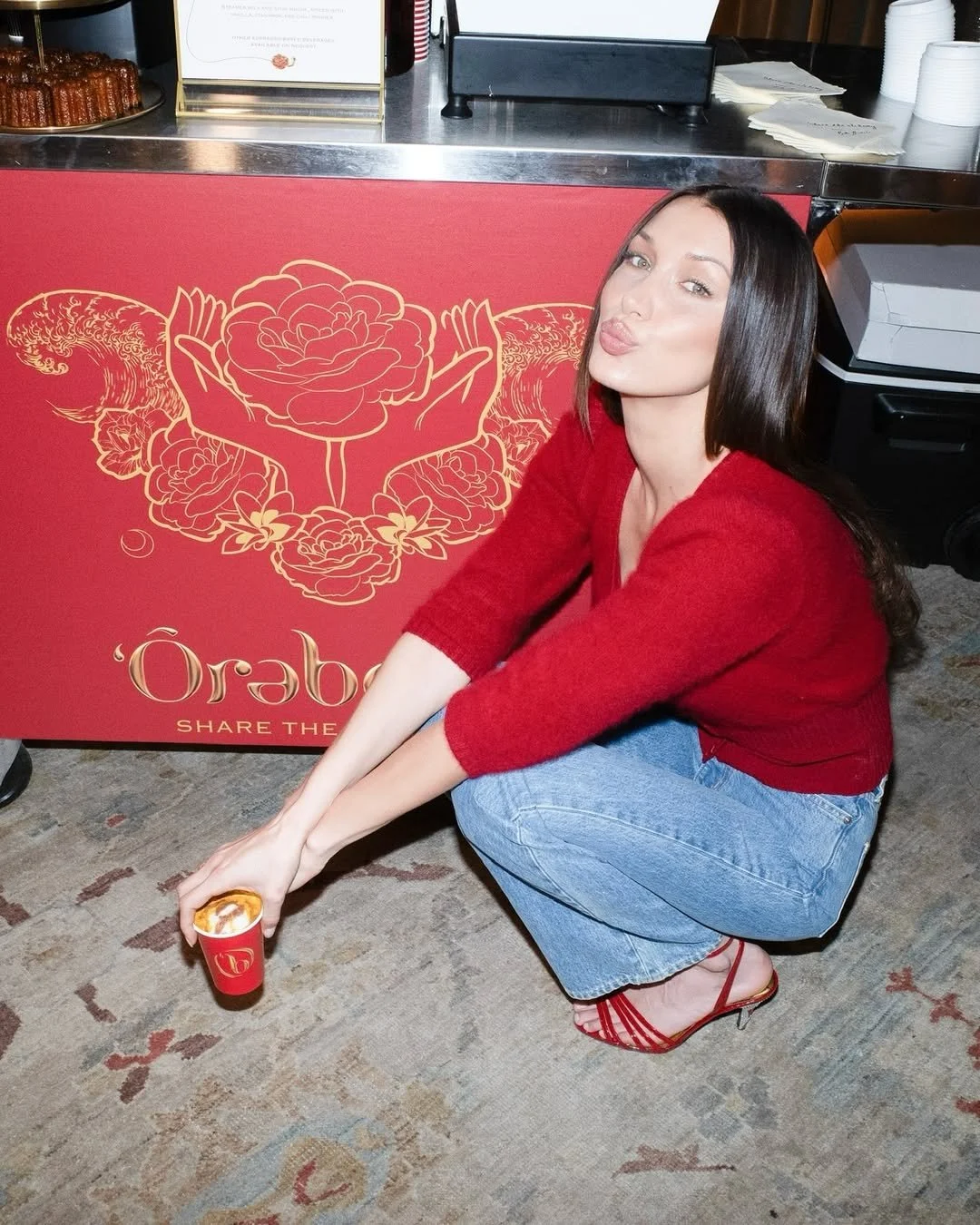 @bellahadid