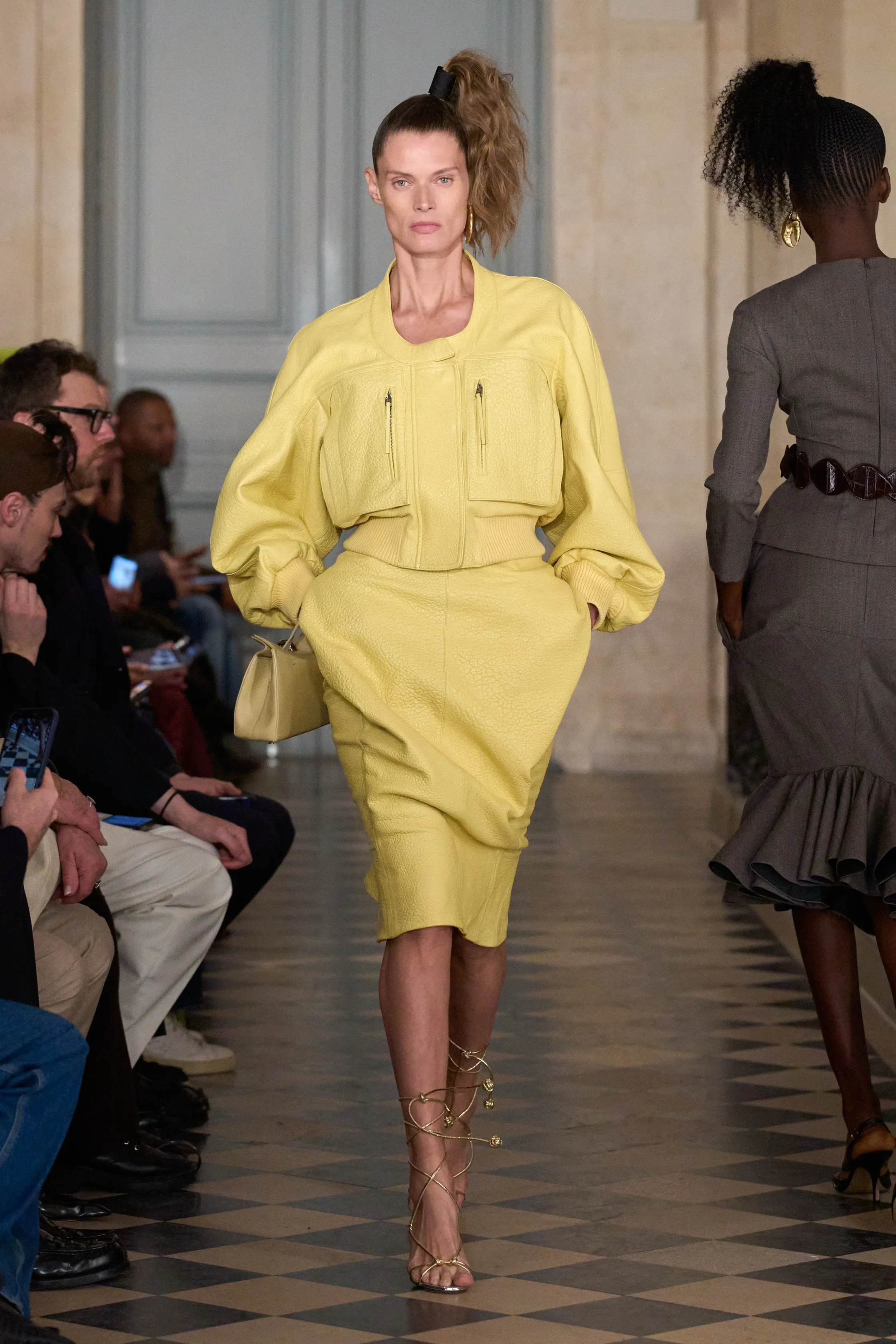 00038-jacquemus-fall-2026-ready-to-wear-credit-gorunway.webp