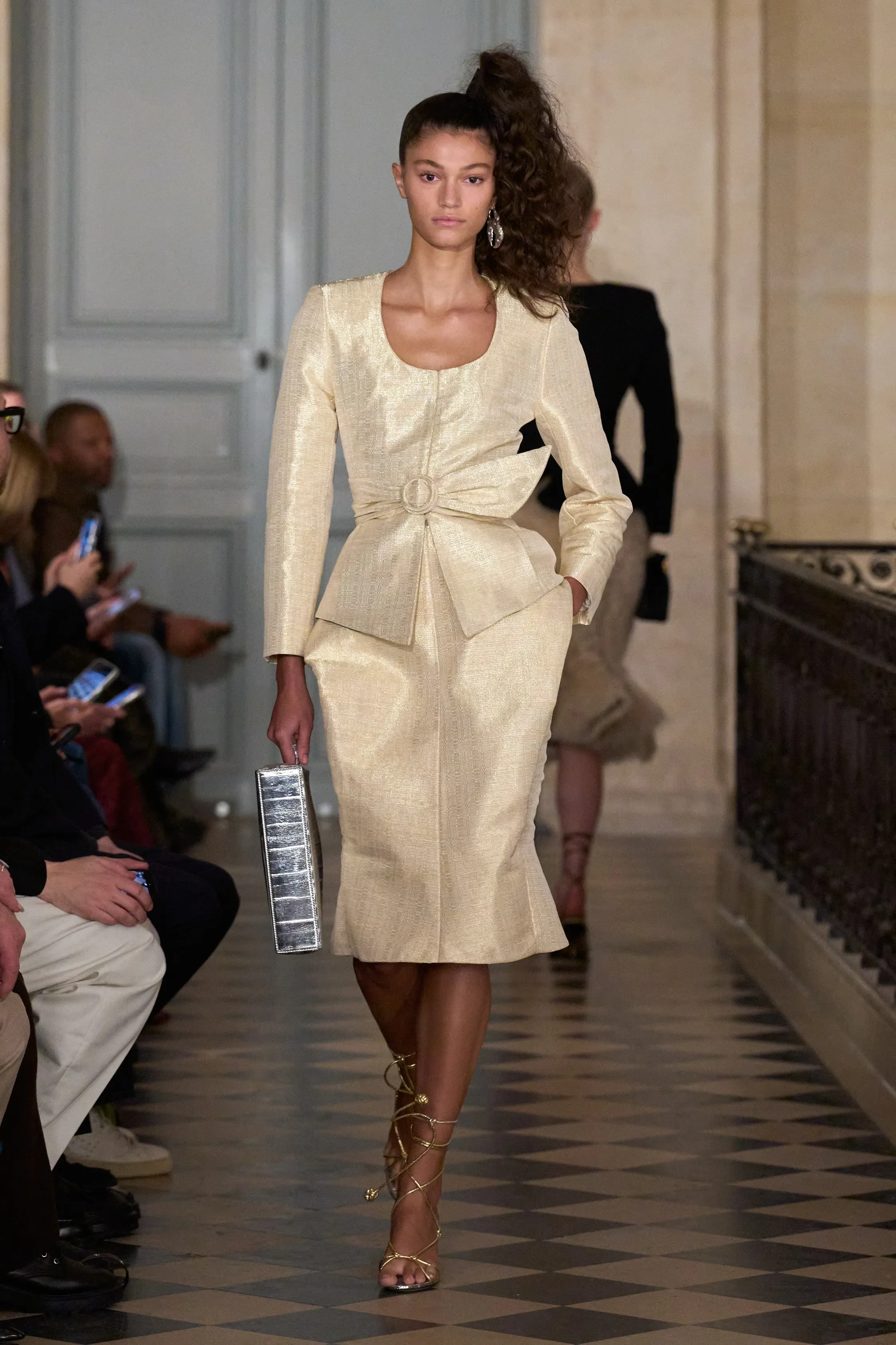 00041-jacquemus-fall-2026-ready-to-wear-credit-gorunway.webp