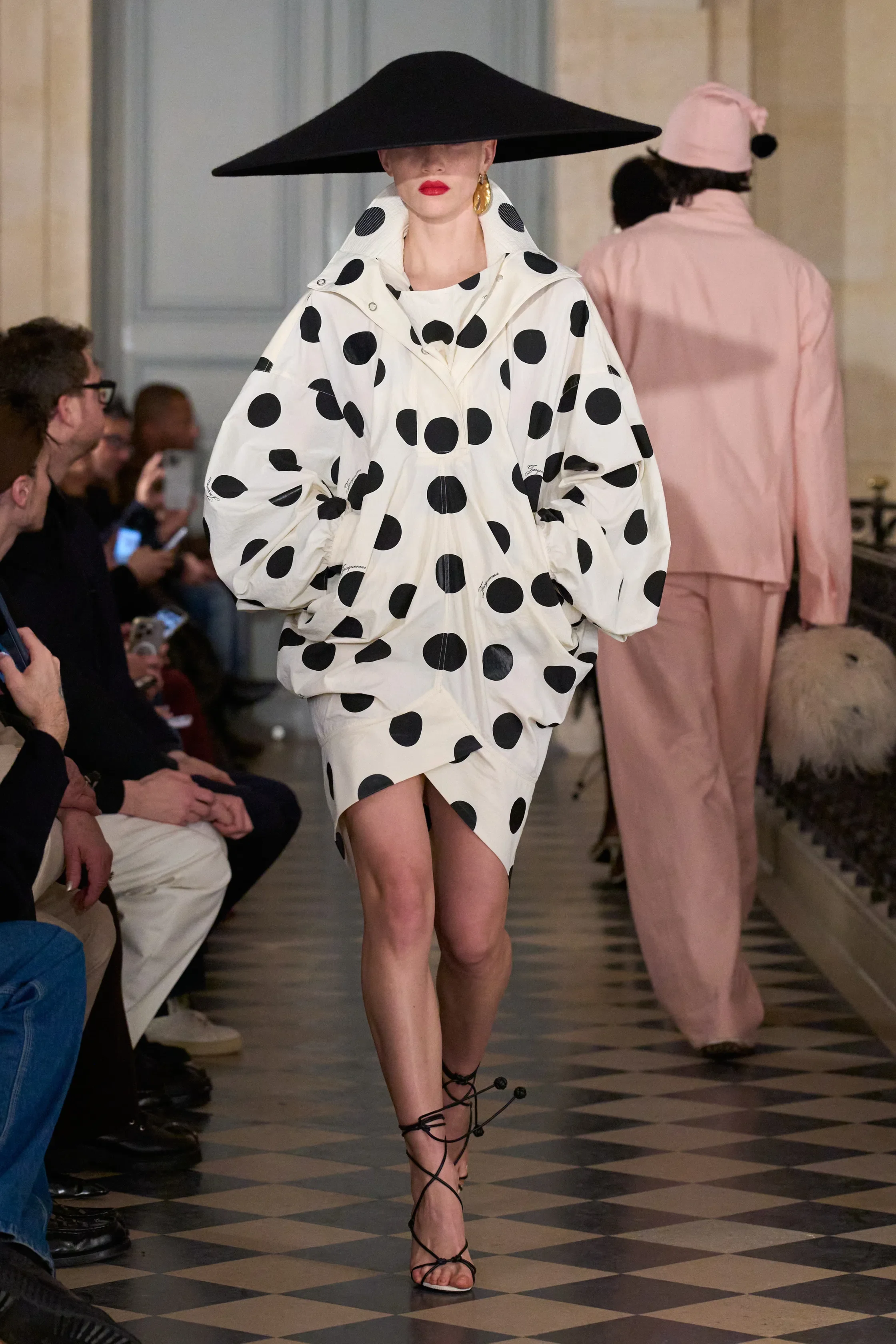 00053-jacquemus-fall-2026-ready-to-wear-credit-gorunway.webp