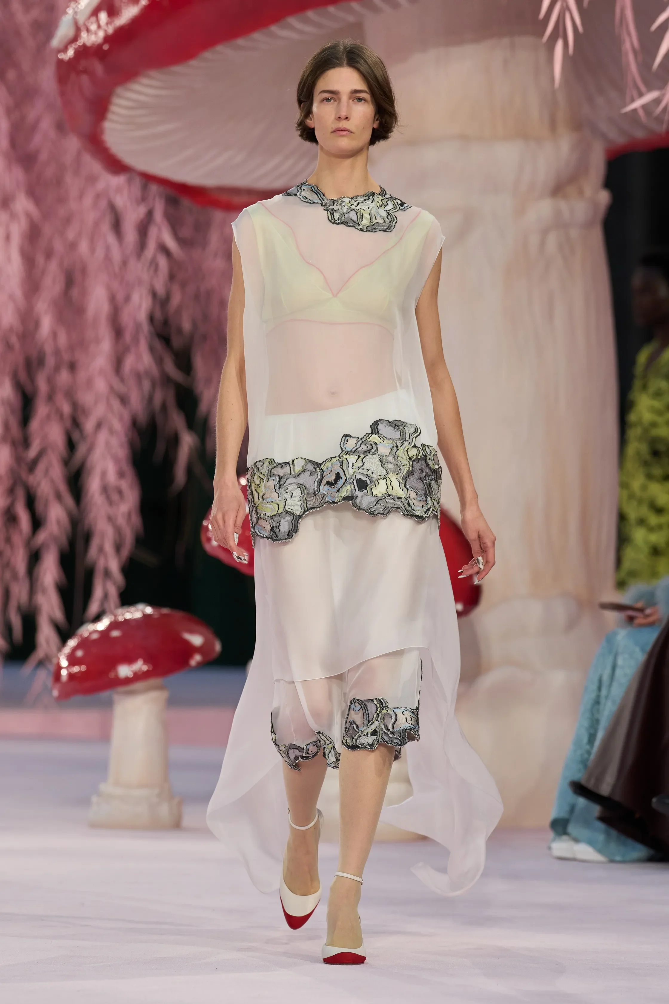 00011-chanel-spring-2026-couture-credit-gorunway.webp